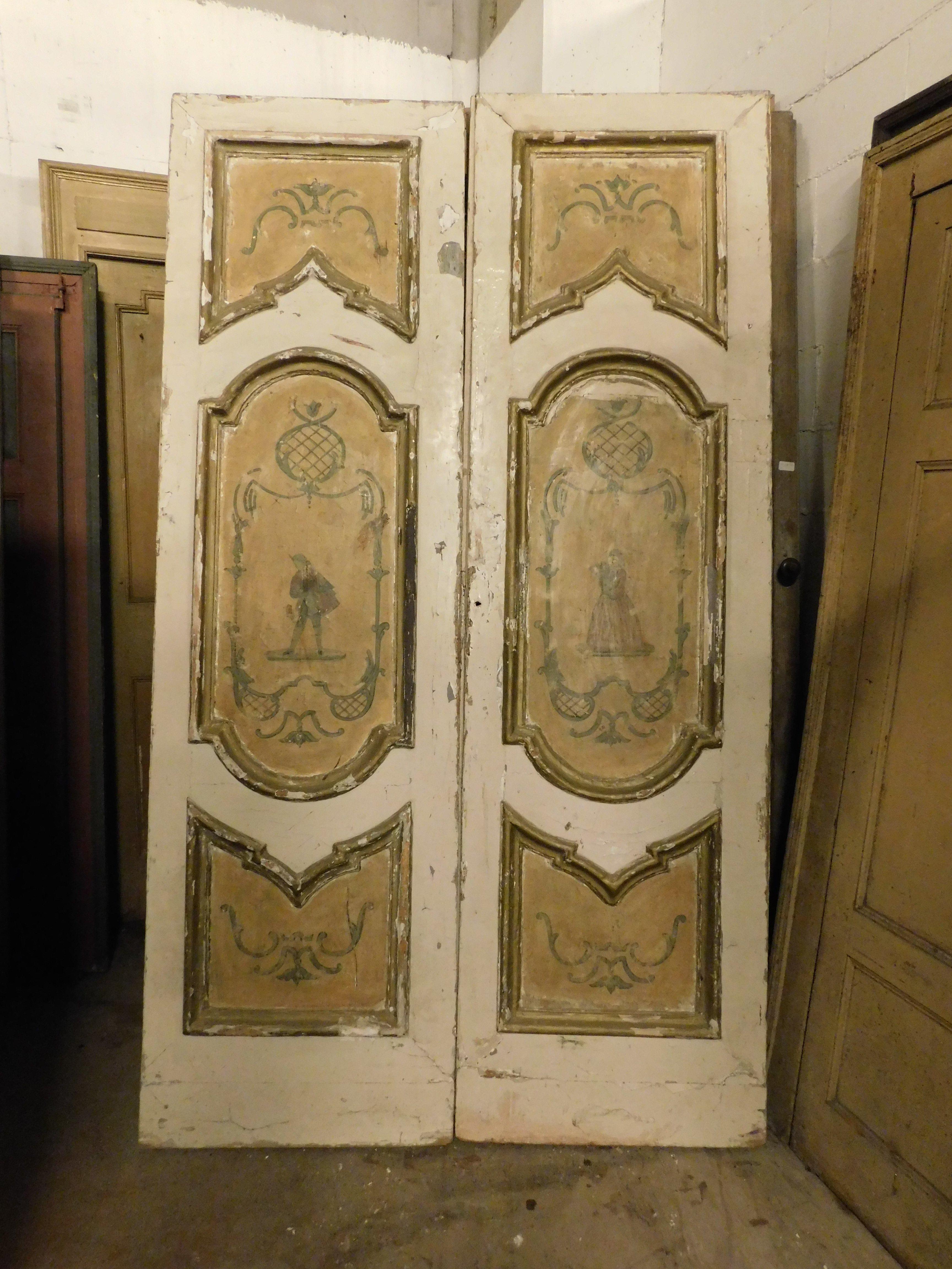 Italiano Porta a due ante, dipinta e laccata, proveniente da Napoli, Italia in vendita
