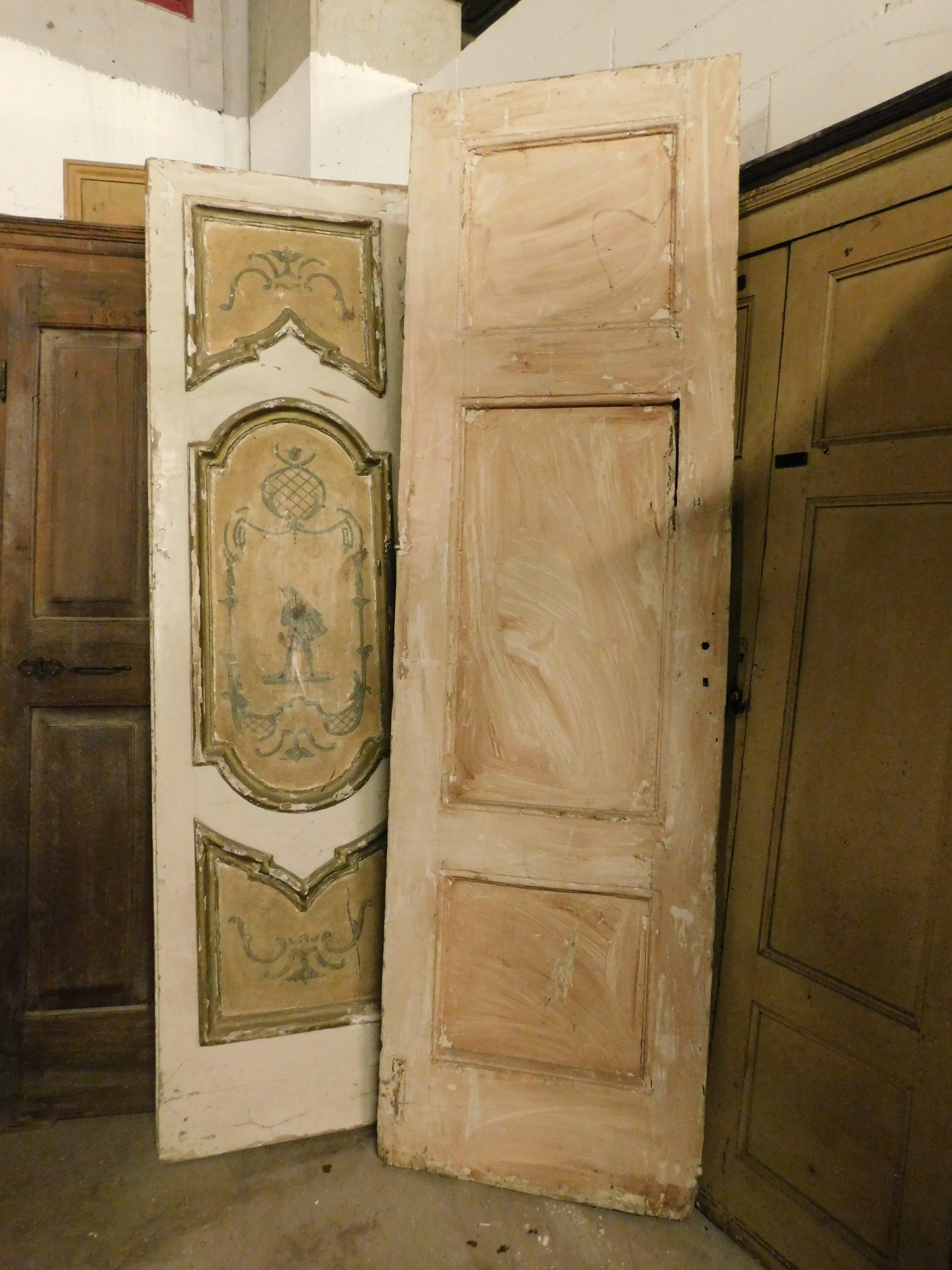 Porta a due ante, dipinta e laccata, proveniente da Napoli, Italia In condizioni buone in vendita a Cuneo, Italy (CN)
