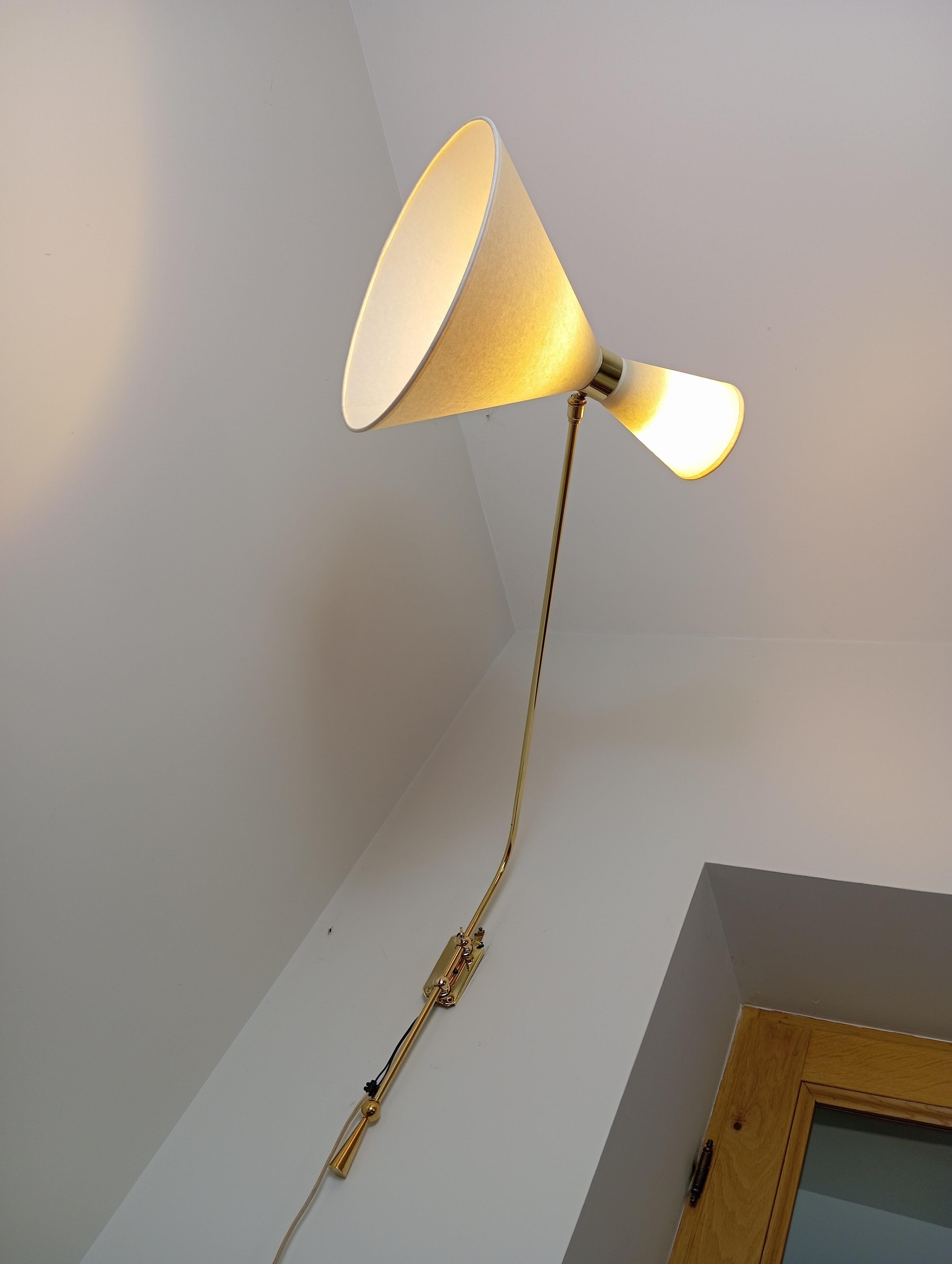 Double light wall bracket, oriantable, Maison Lunel Circa 1950 For Sale 1