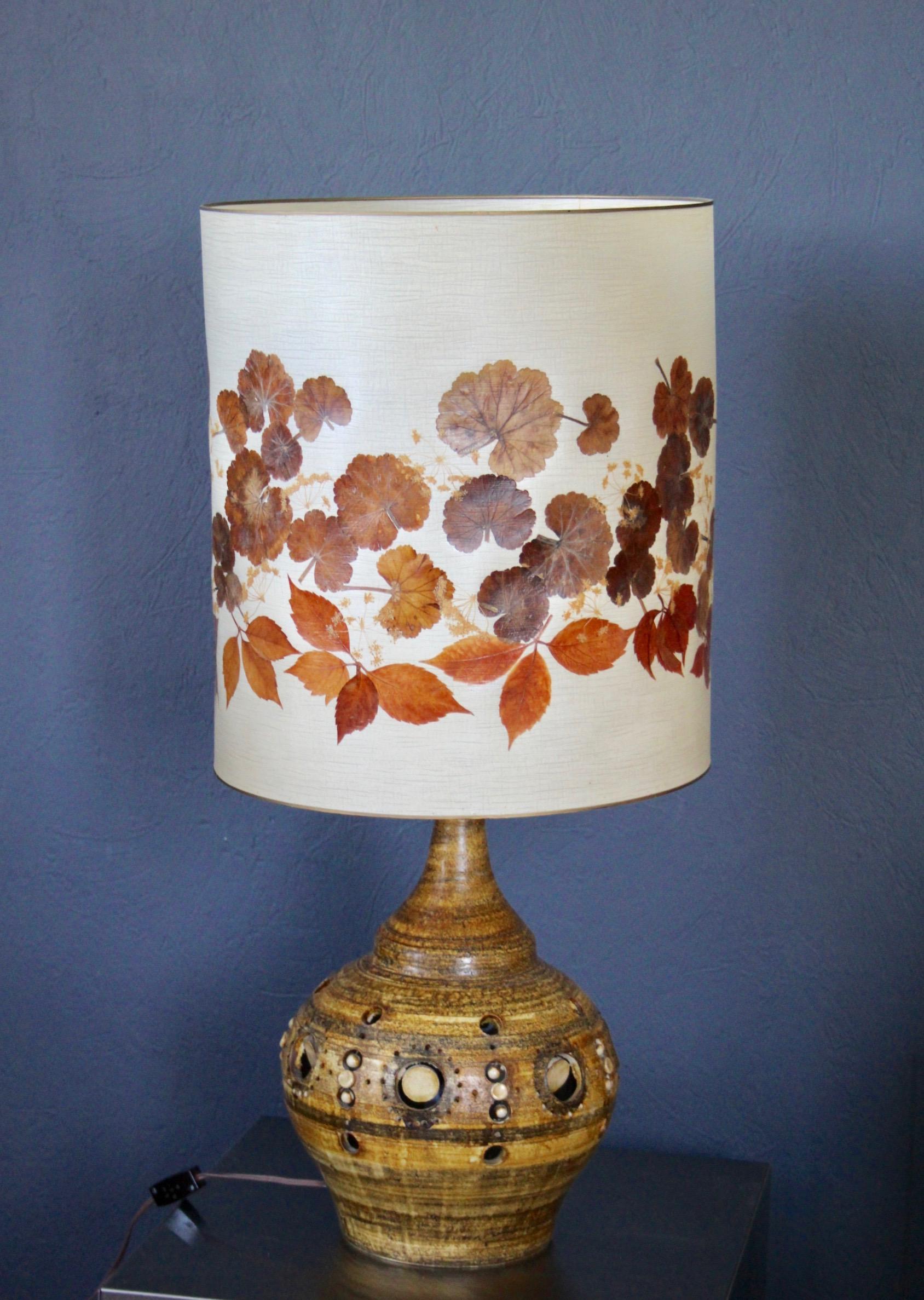 Double Lighting French Ceramic Lamp by Georges Pelletier, 1970s, with original shade, dimensions with out shade H 44 cm by Diam 30 cm.