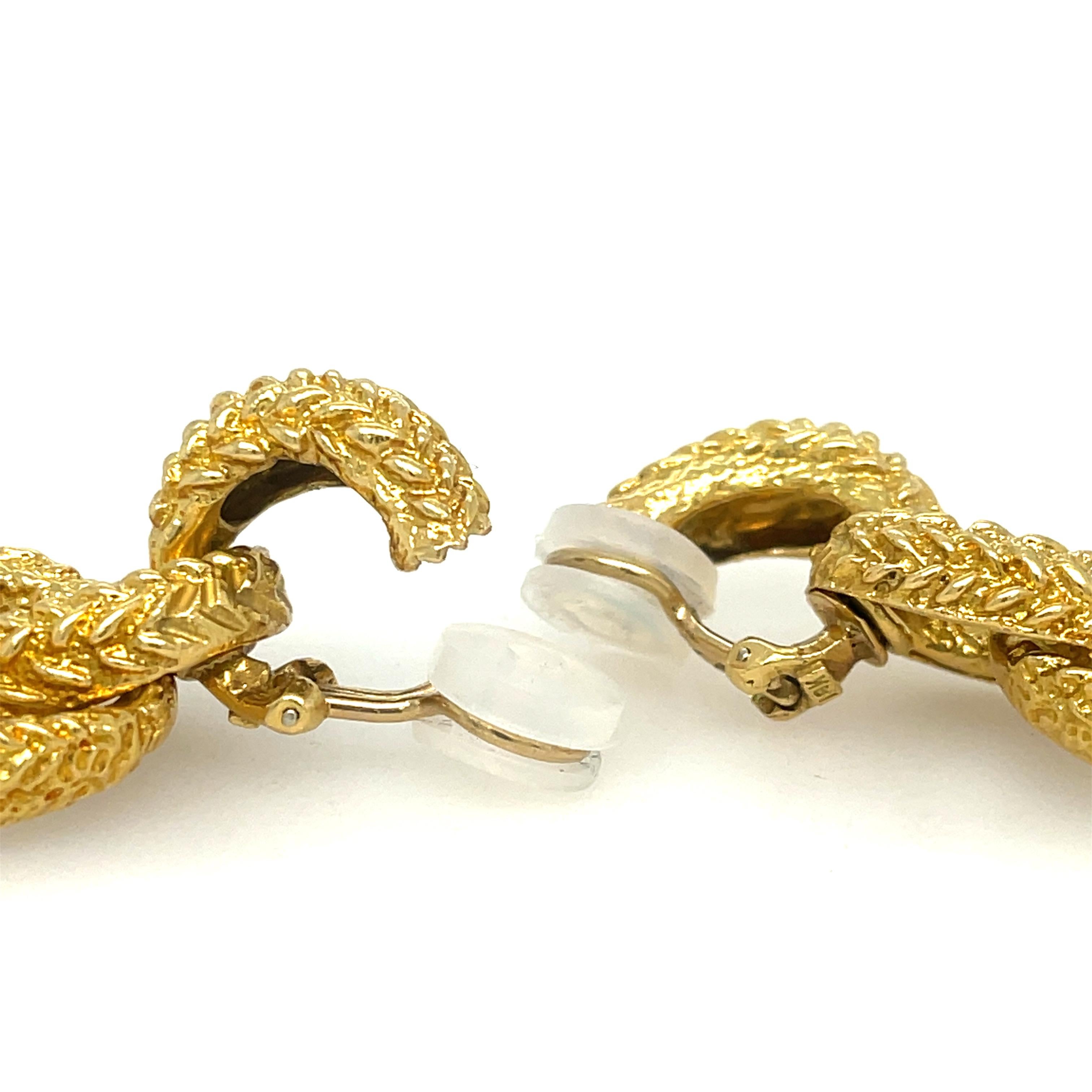 Double Loop Dangle Earrings in 18K Yellow Gold. Clip-on earrings. 

2
