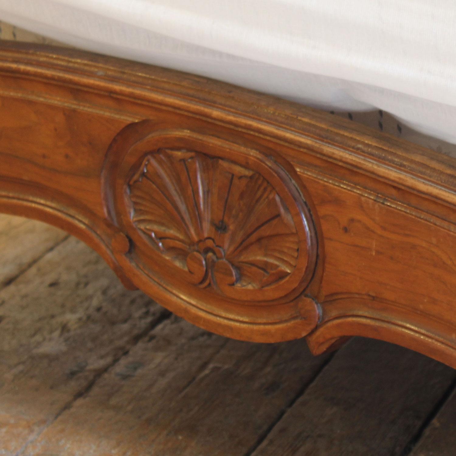 Double Louis XV Style Platform Antique Bed in Walnut - WD58 5
