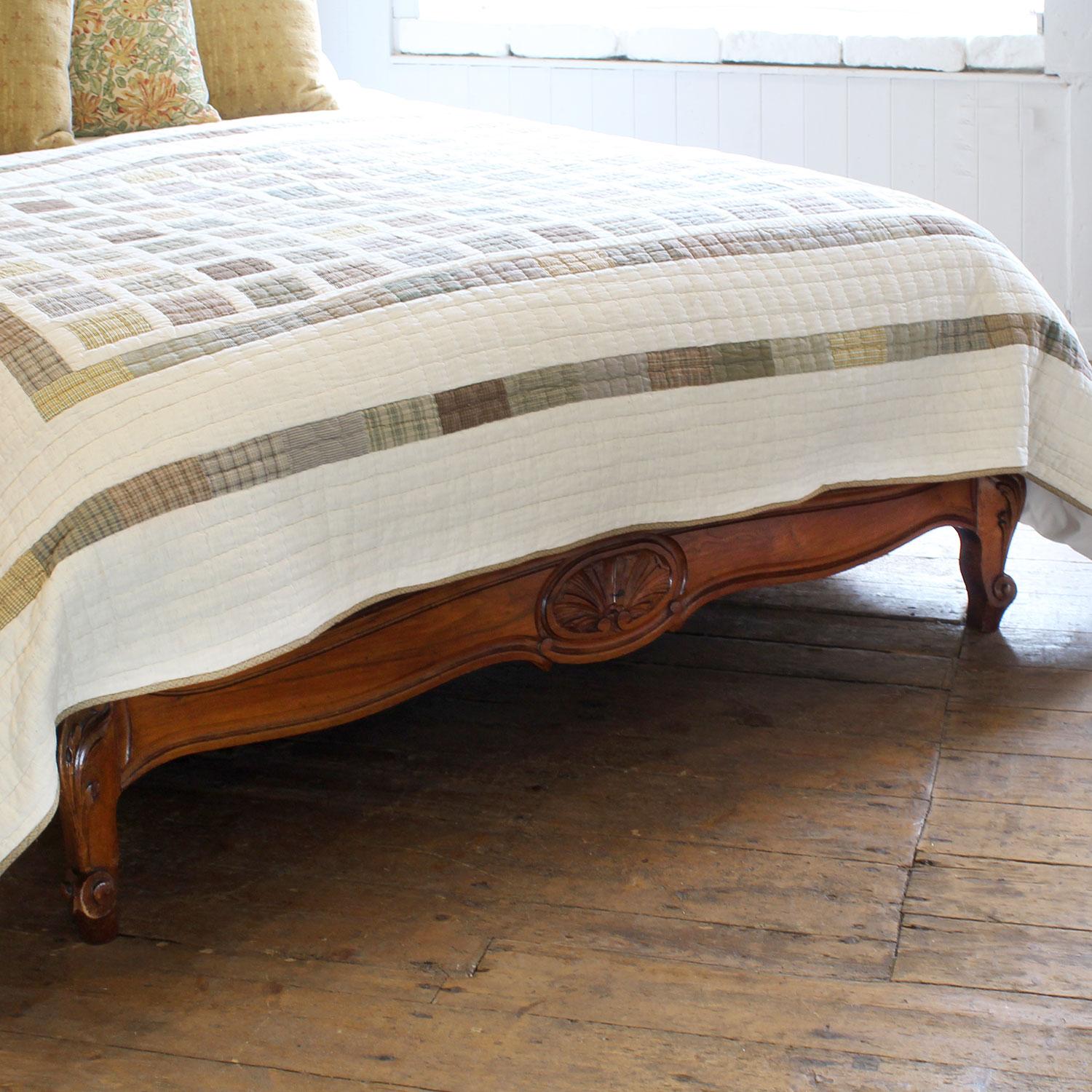 French Double Louis XV Style Platform Antique Bed in Walnut - WD58