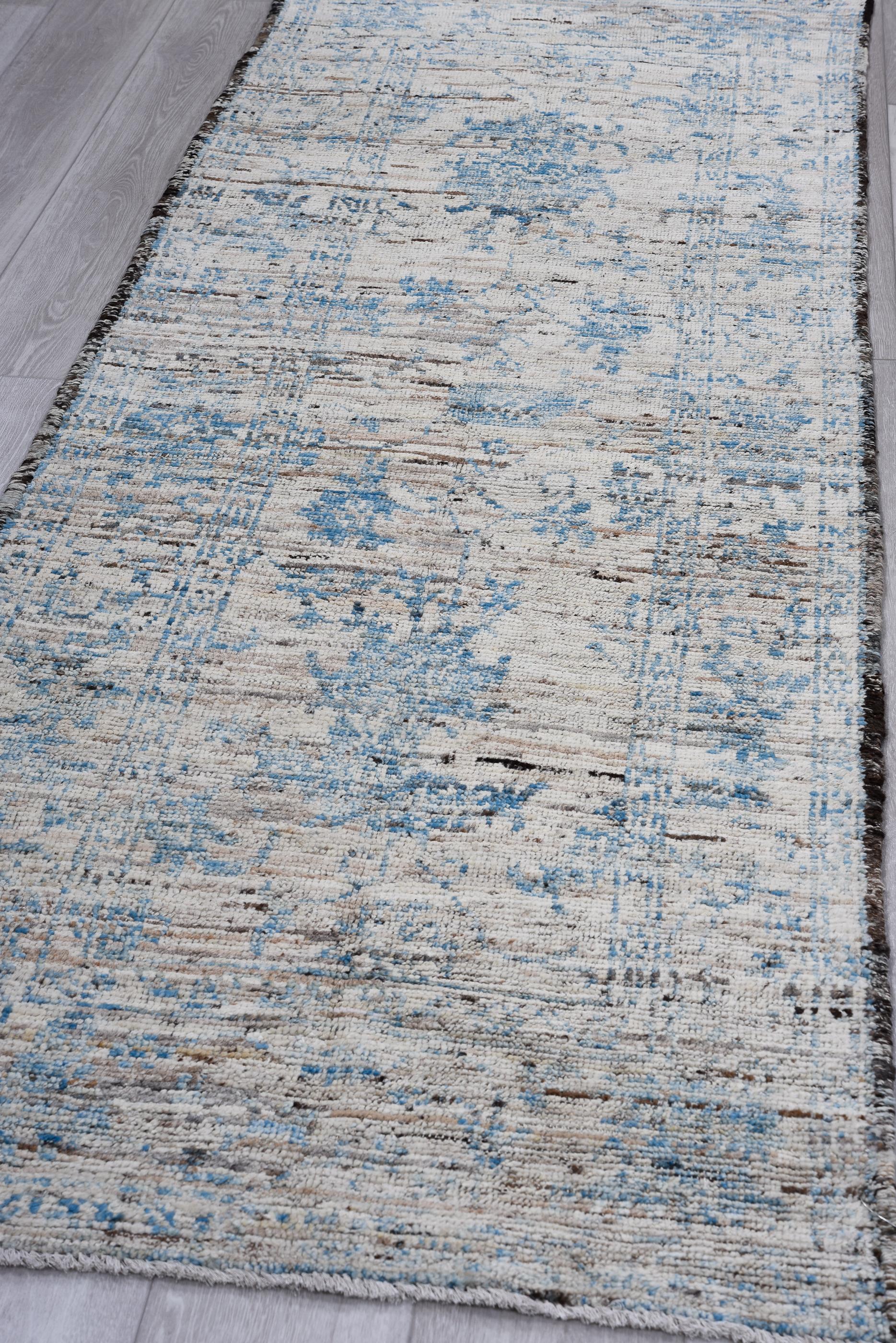 Turkish origin name for rugs made by villagers for domestic use, often in small sizes, due to loom size restrictions inside homes. They are woven as thick, shaggy rugs using the softest yarn available to provide warmth and insulation during winter