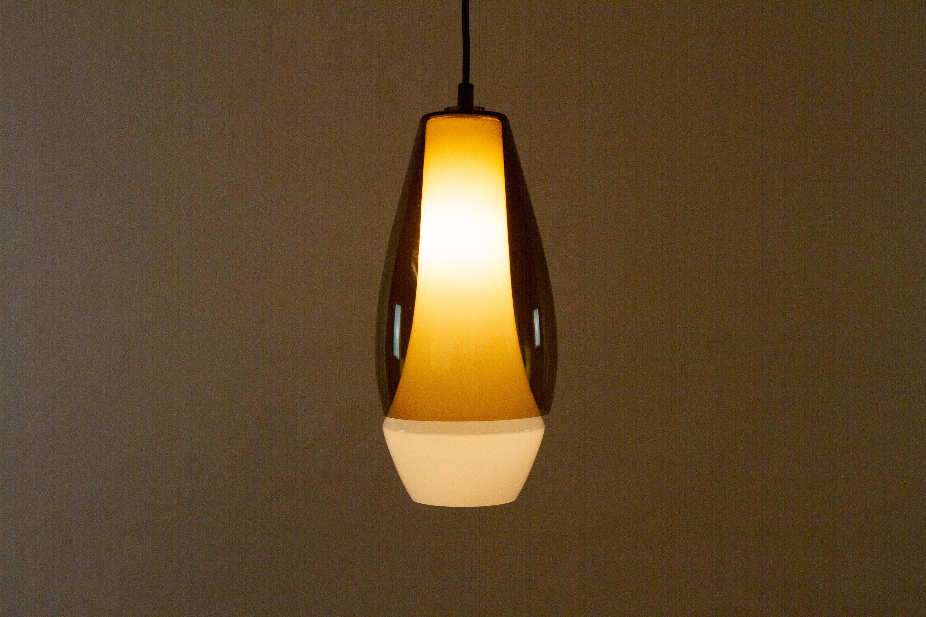 Double Mouth-Blown Glass Pendant by Fog & Mørup, 1960s In Good Condition In Asaa, DK