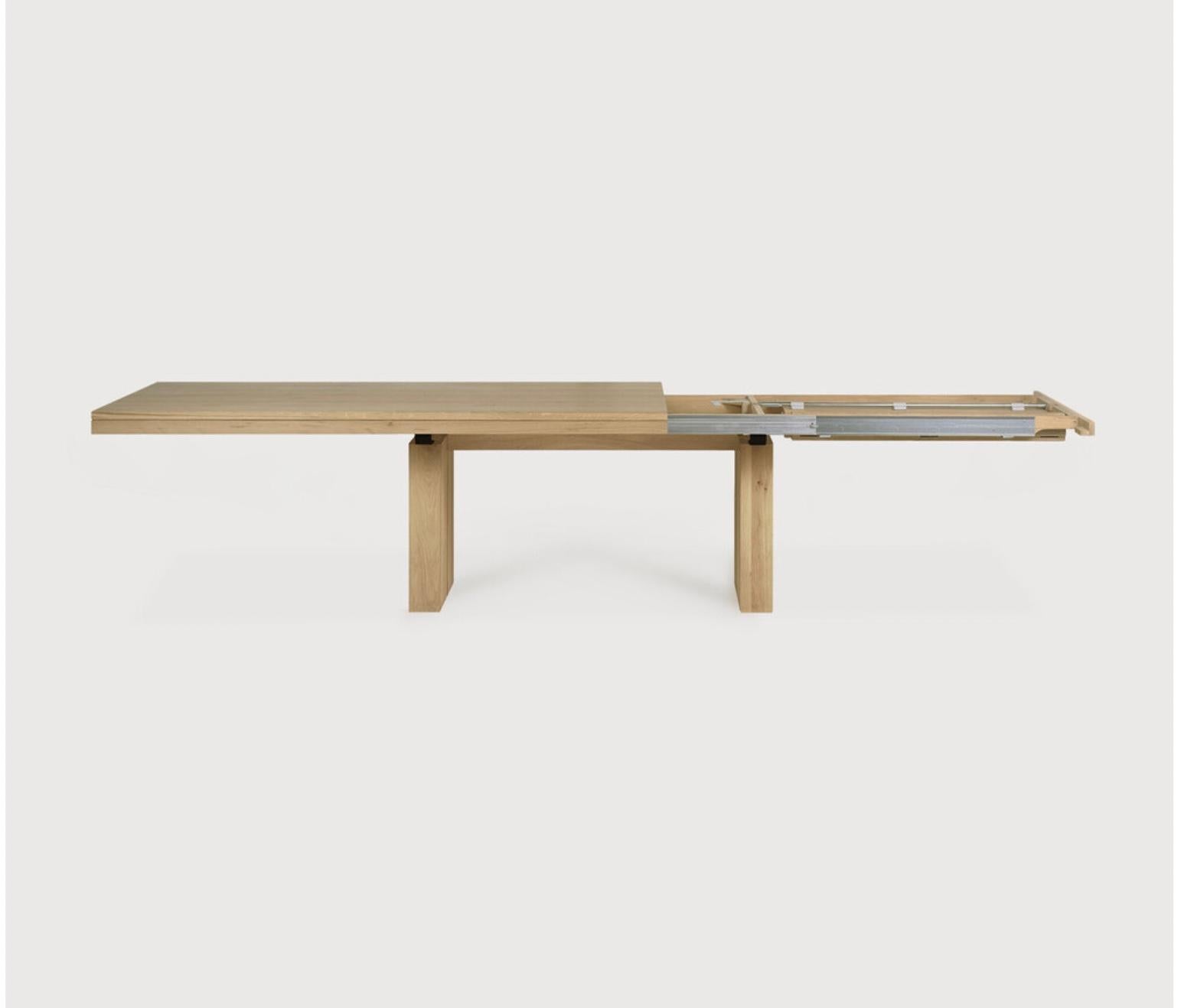 Double Oak Extendable Dining Table by Ethnicraft In Good Condition In Old Town Orange, CA