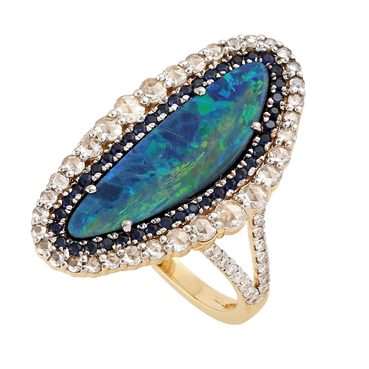 Bague cocktail en or jaune 18 carats avec double opale, saphir bleu et diamants Neuf - En vente à New York, NY