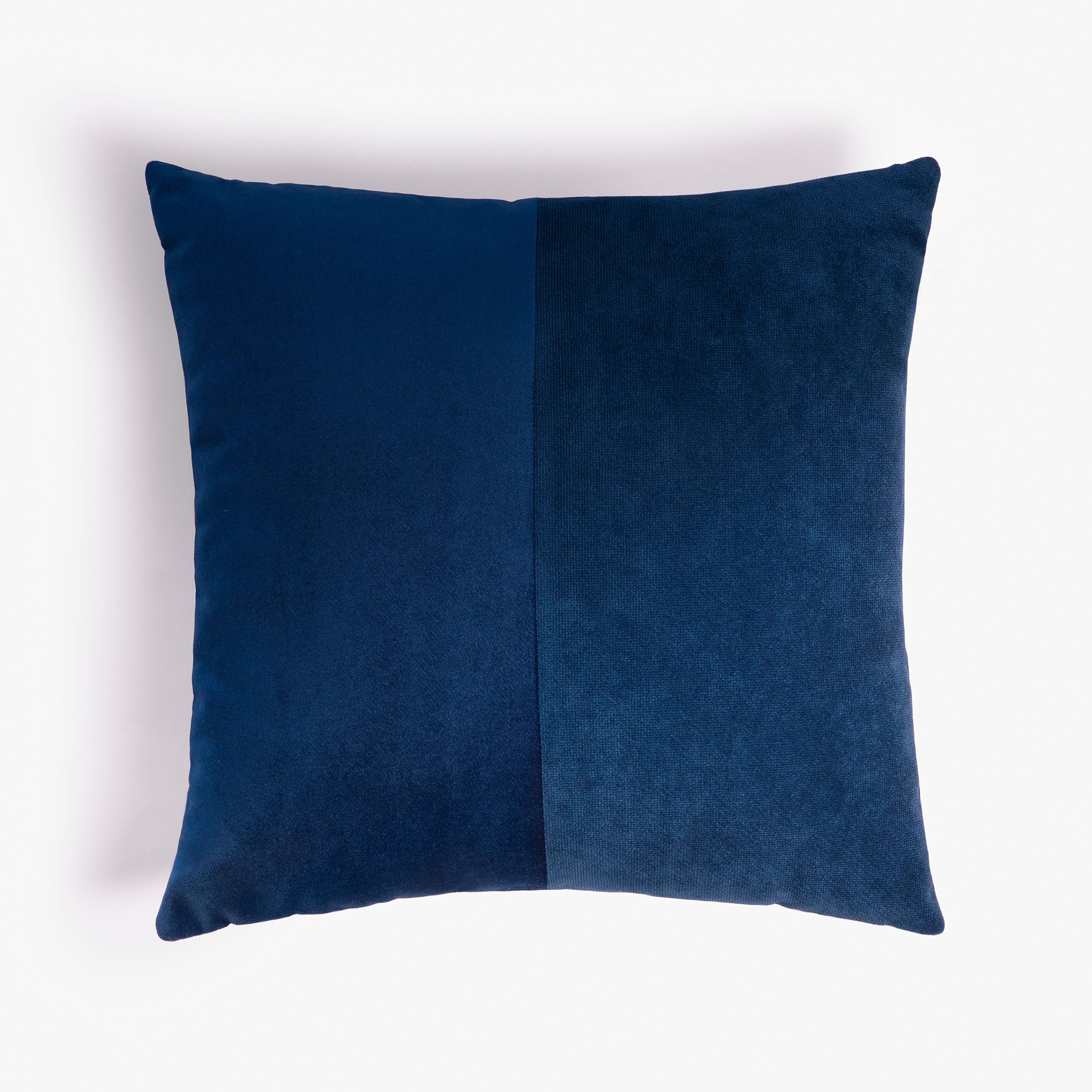Double Optical Blue Cushion In New Condition For Sale In Carimate, Lombardia