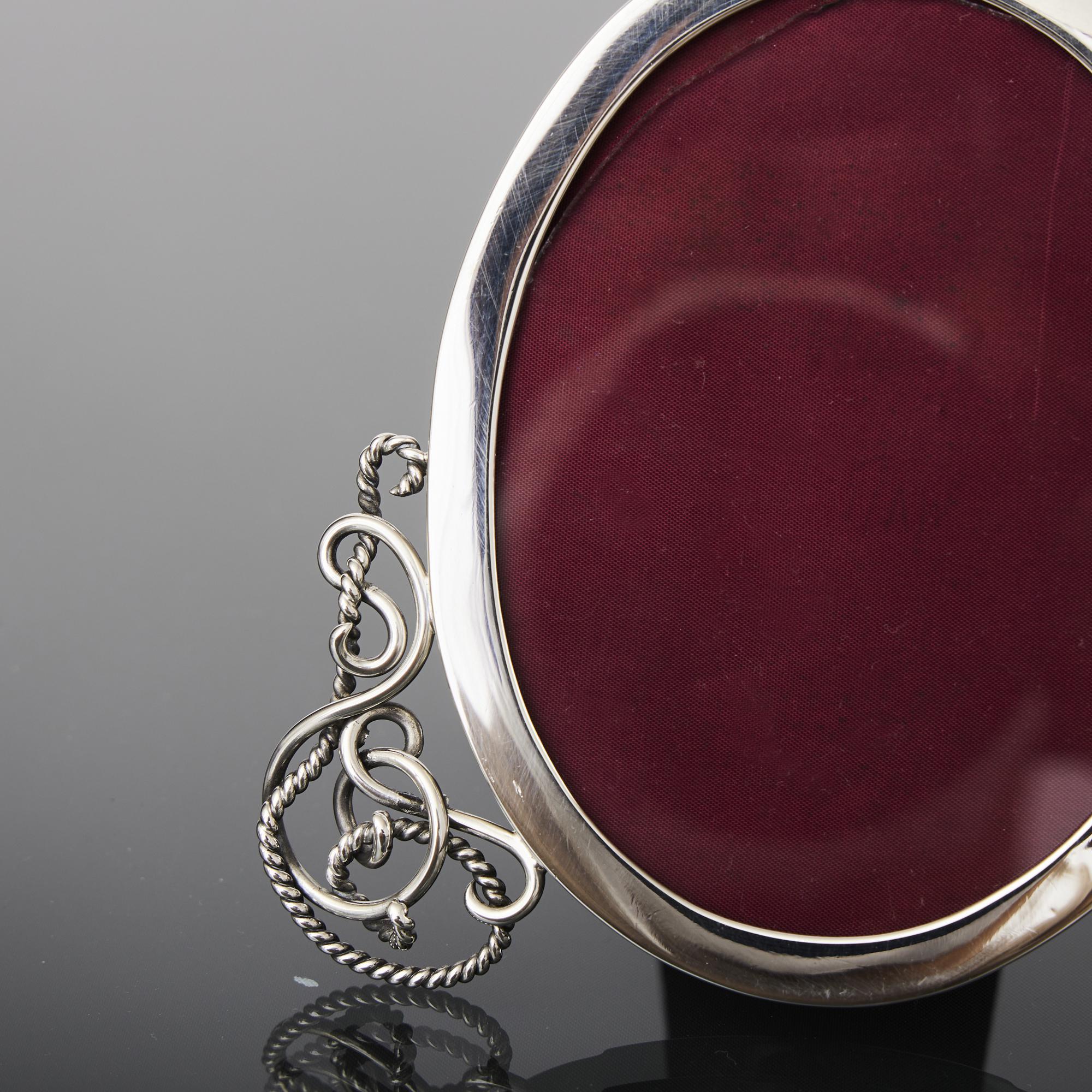 Marco de fotografía antiguo de plata de forma ovalada doble Eduardiano en venta