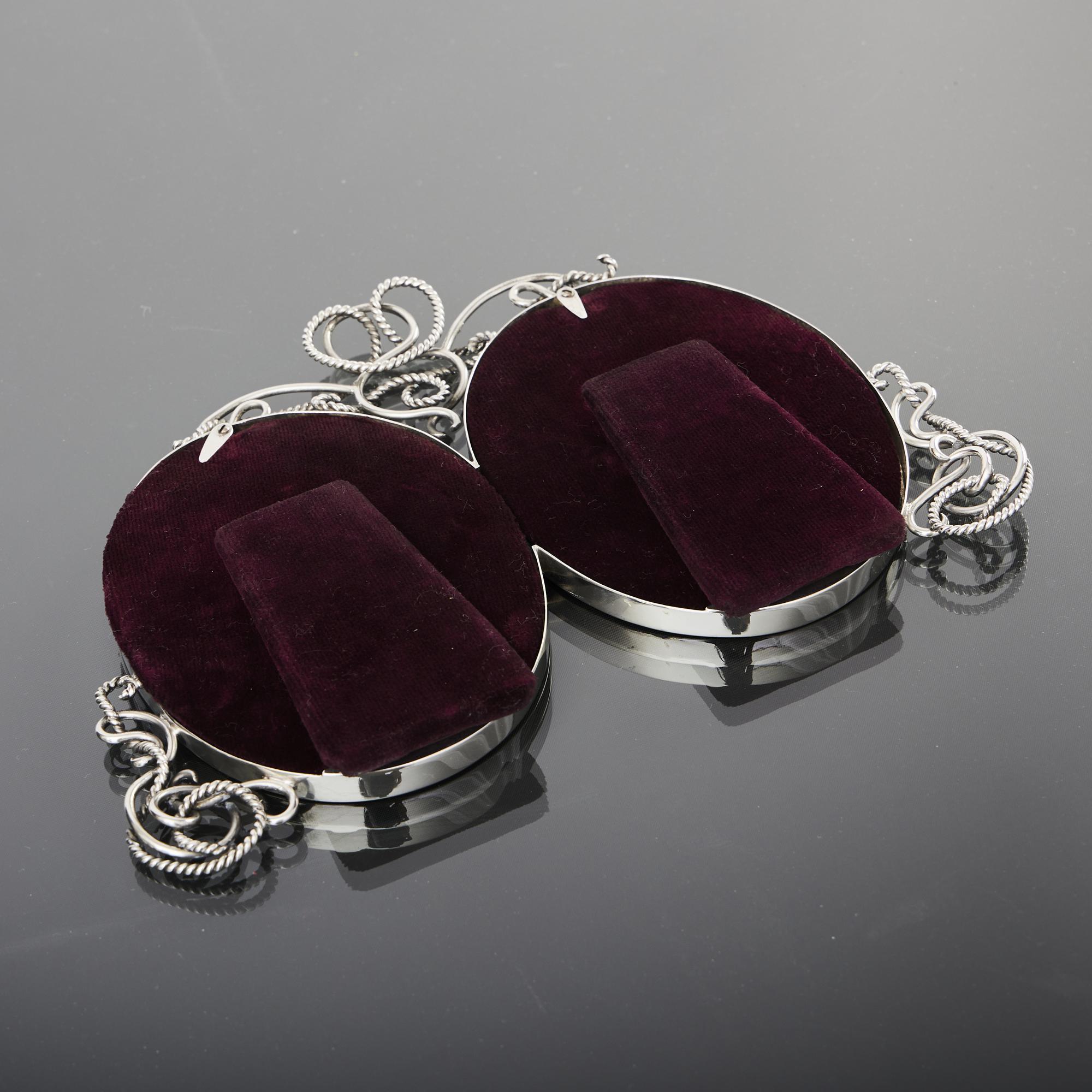 Marco de fotografía antiguo de plata de forma ovalada doble Plata esterlina en venta