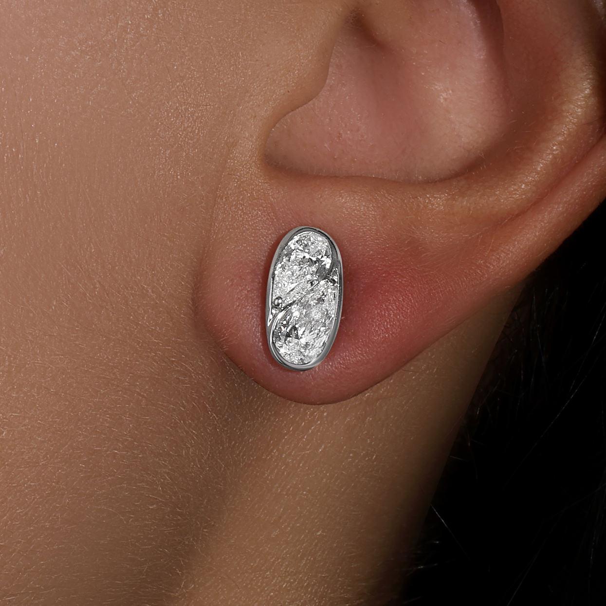 Contemporary Double Pear Diamond Stud Earrings 2.04 Carats 18K White Gold For Sale