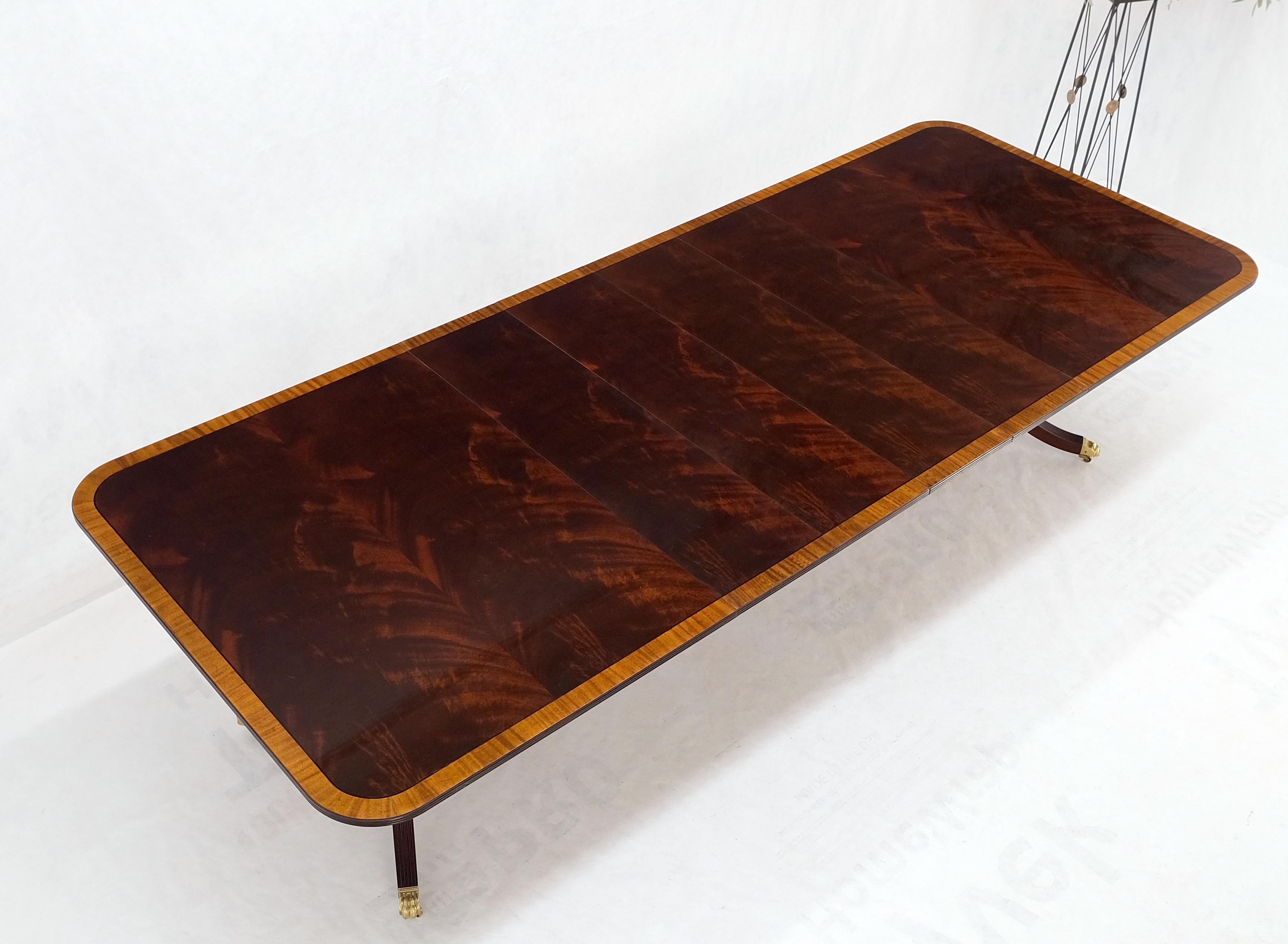 Double pedestal 4 leafs banded mahogany dining table by Kittinger Mint!
