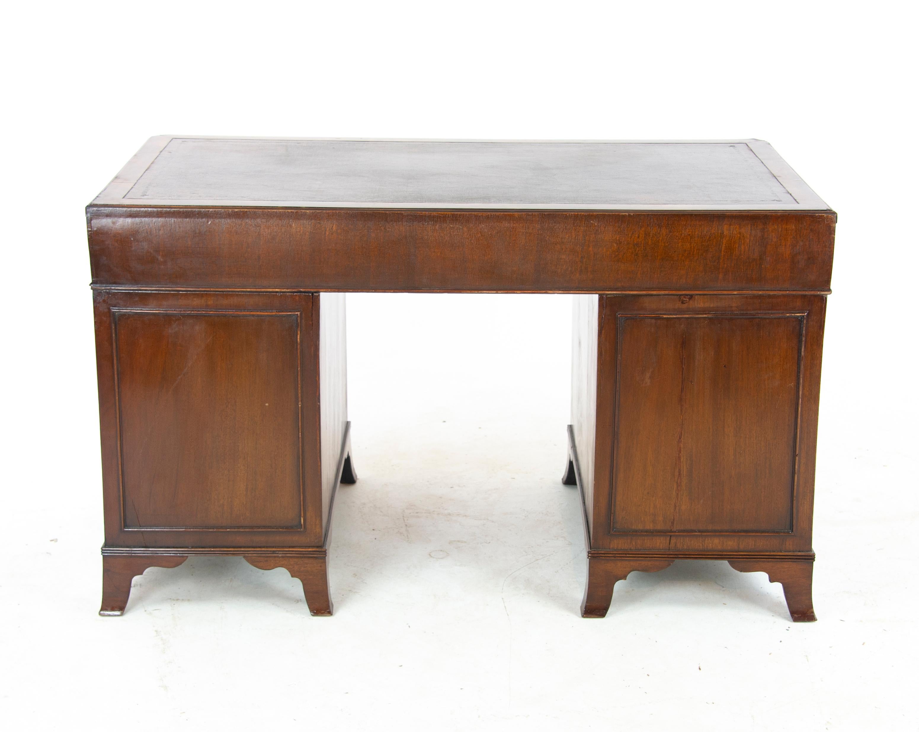 Double Pedestal Desk, Walnut Desk, Leather Top, Scotland, 1920, Antiques, B1283 In Good Condition In Vancouver, BC
