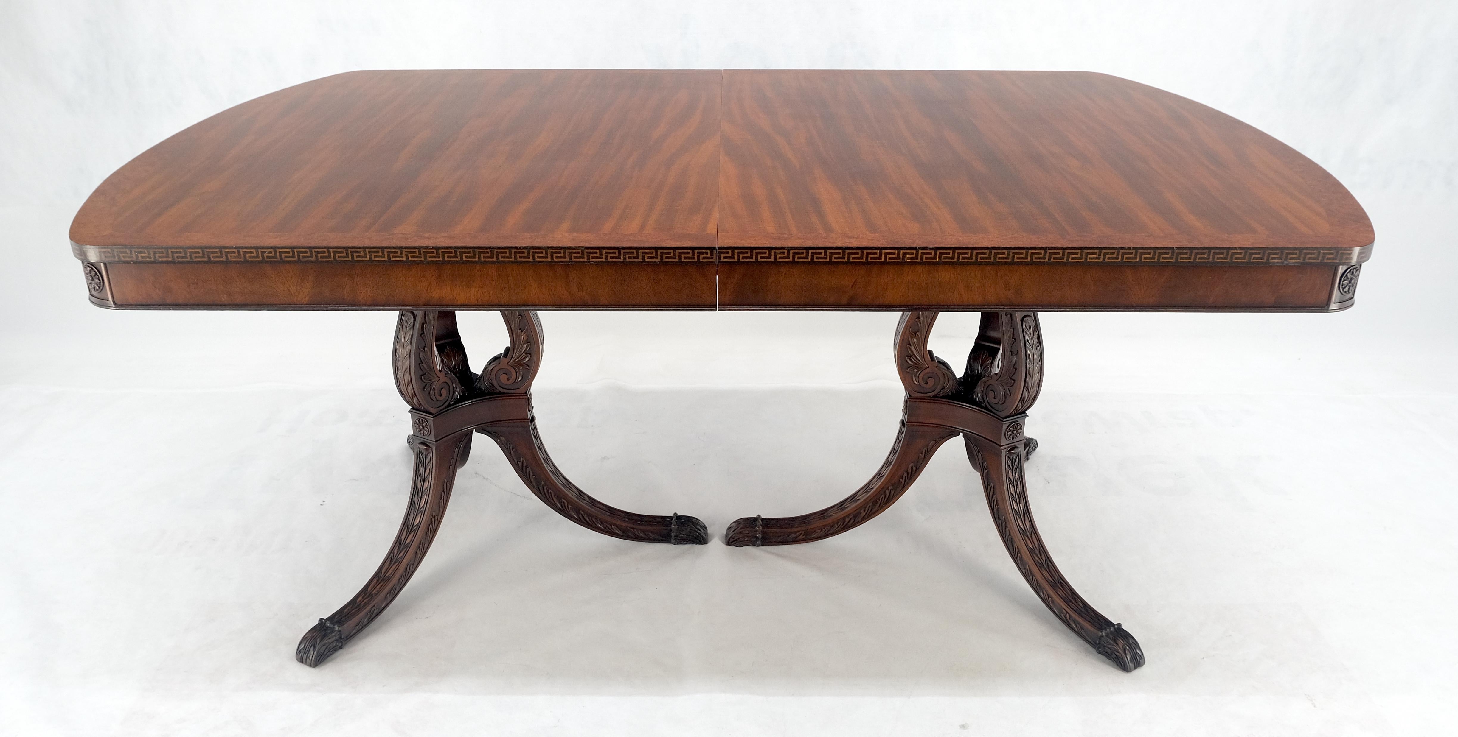 Américain Double Pedestal Mahogany Burl Wood Banded 4 Leaves 10' Total Length Dining Table en vente