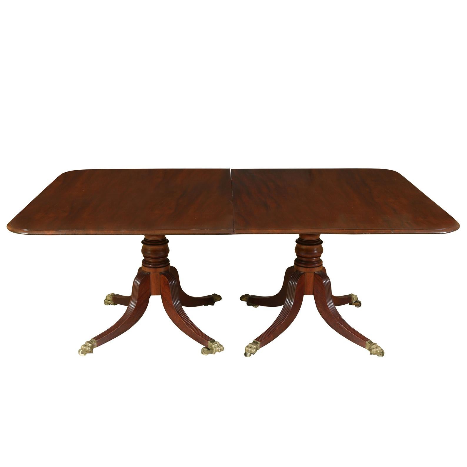 Double Pedestal Polished Mahogany Dining Table With Multiple Leaves For Sale 2