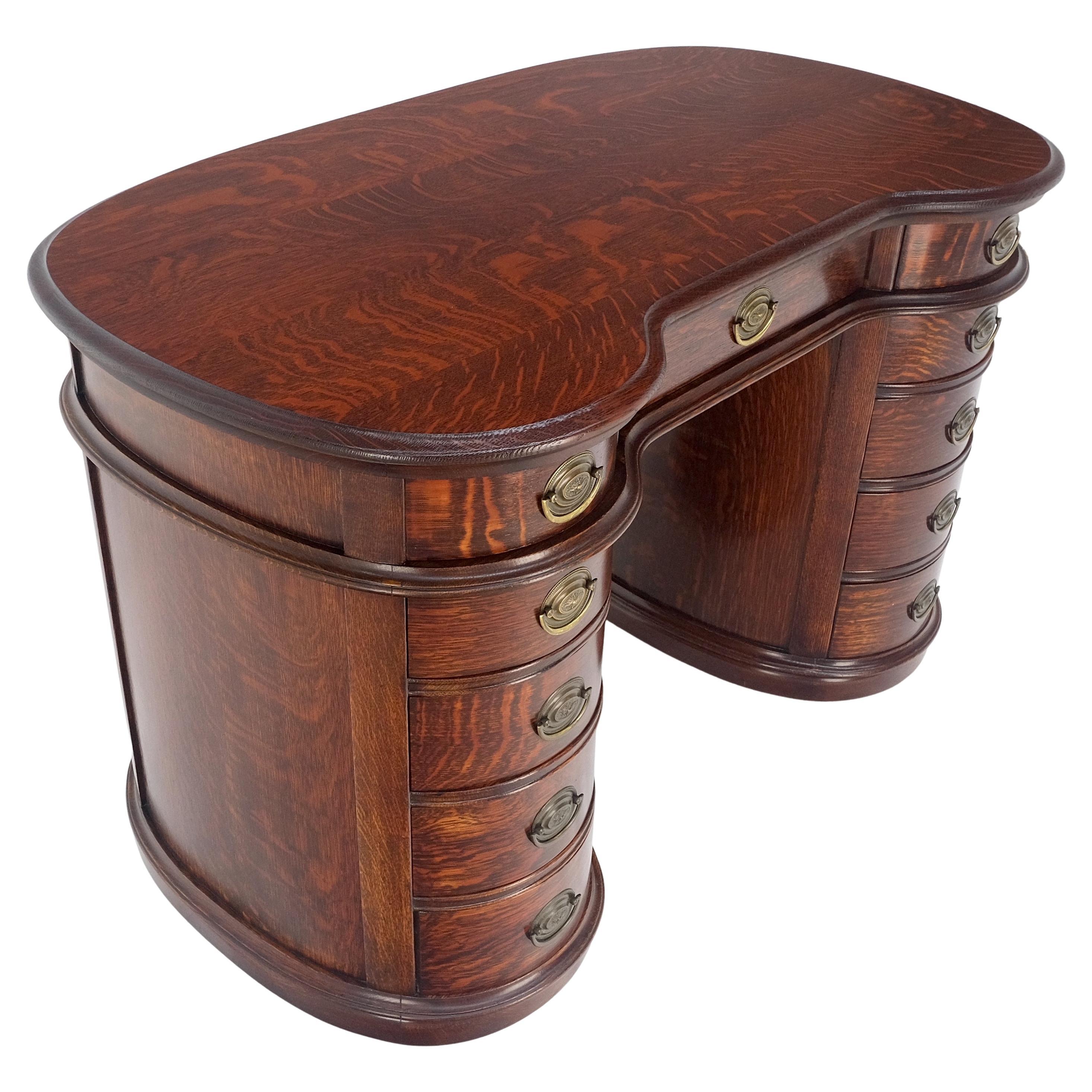 Bureau d'écriture à double piédestal en Oak Oak massif 10 tiroirs MINT ! en vente