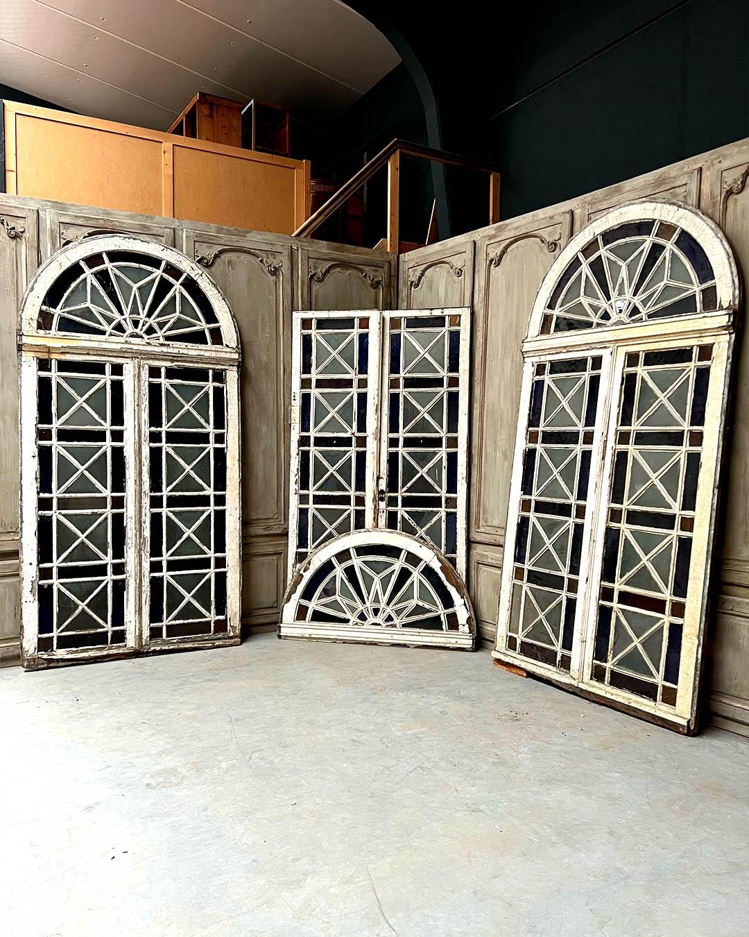 Double Orangery Door and Pair of Stained Glass Bay Windows – Elegance and Historic Charm

Enhance your space with this exceptional set of double orangery doors and their pair of stained glass bay windows. These unique architectural elements bring a