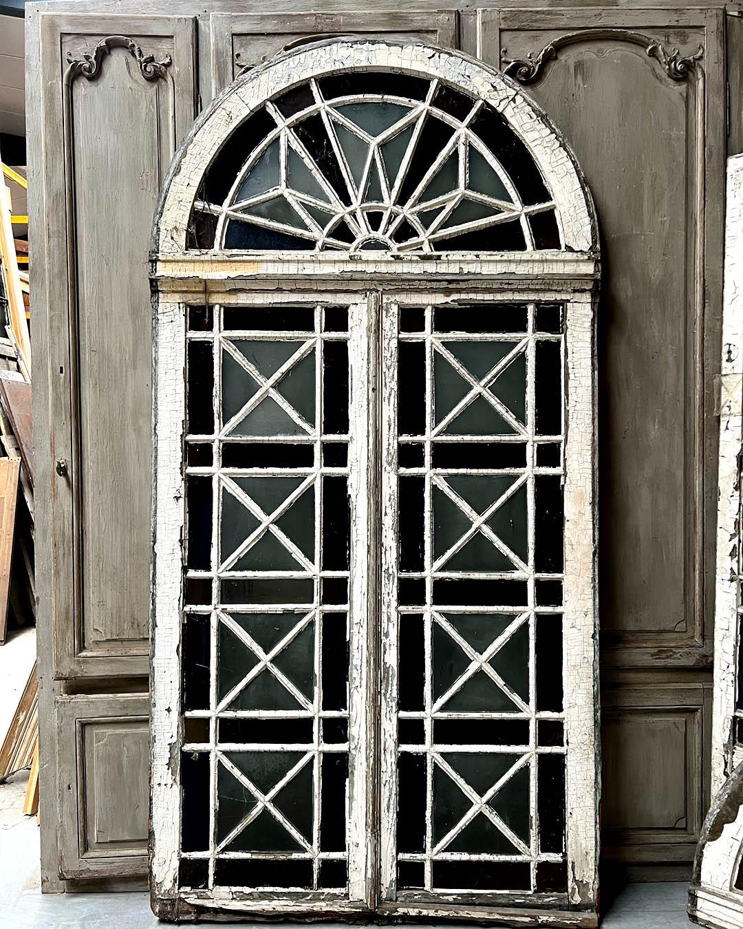 French Double orangery door and its pair of colored glass bay windows For Sale
