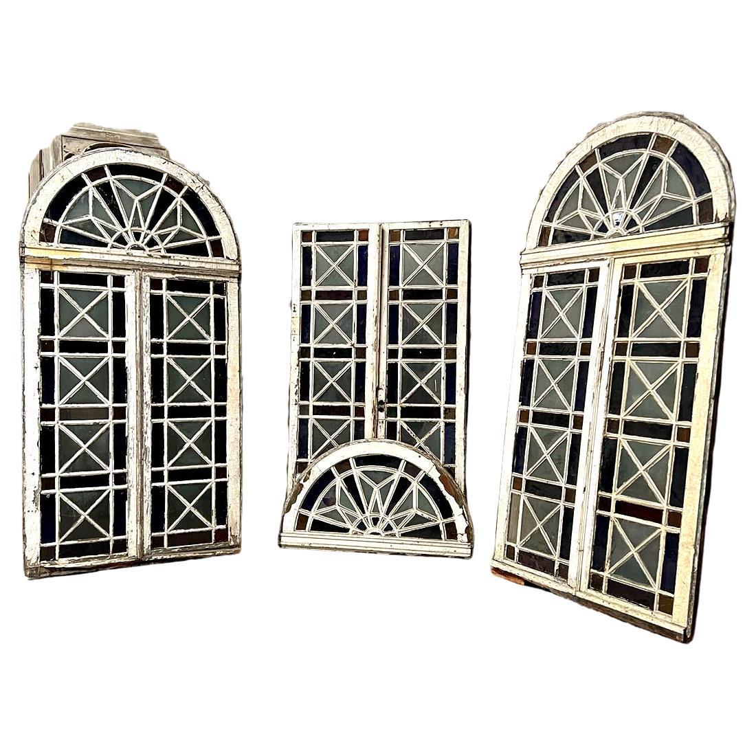 Double orangery door and its pair of colored glass bay windows For Sale