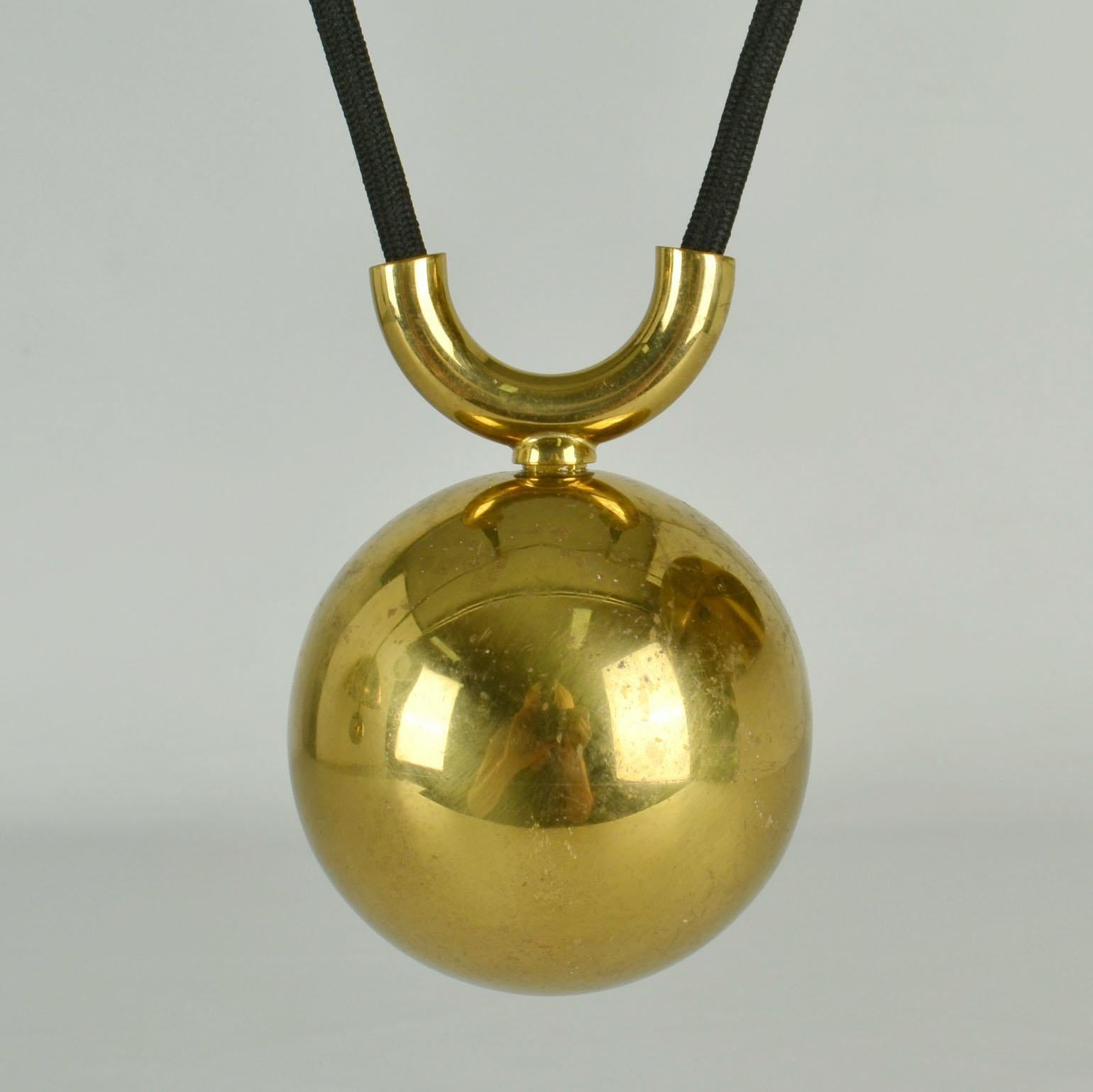 Double 'Posa' Counterbalance Brass Pendant by Florian Schulz In Excellent Condition In London, GB