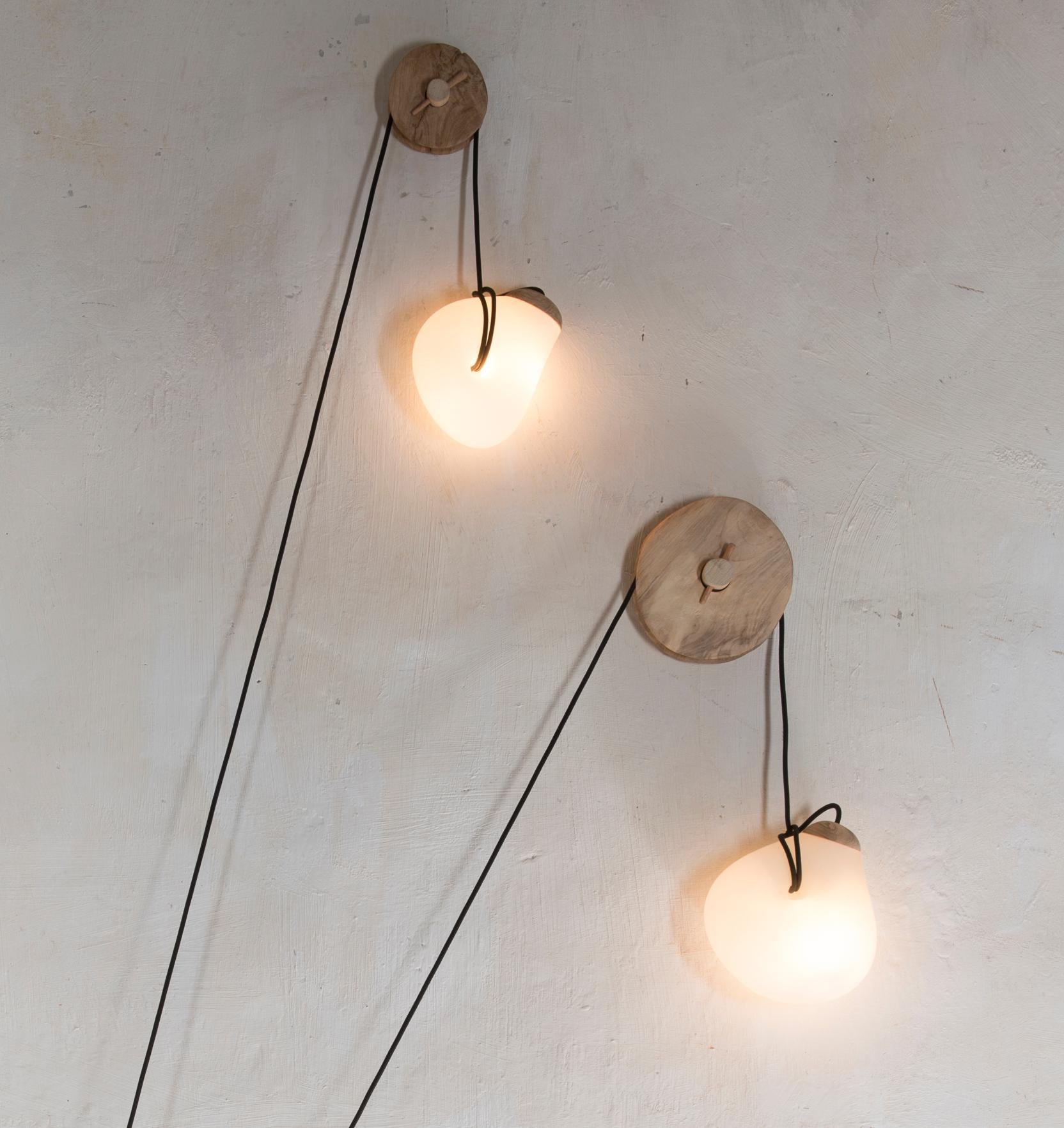 Organic Modern Counterbalance Spherical Base Contemporary Light Sculpture by Jérôme Pereira For Sale