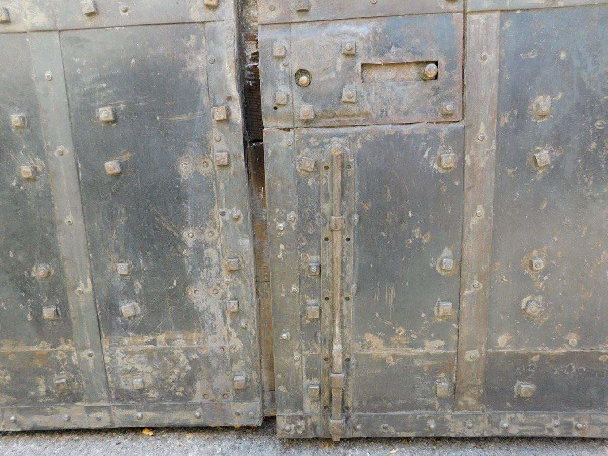 Double Prison Door in Wood and Iron, Nails & Bolts, 19th Century Italy For Sale 2