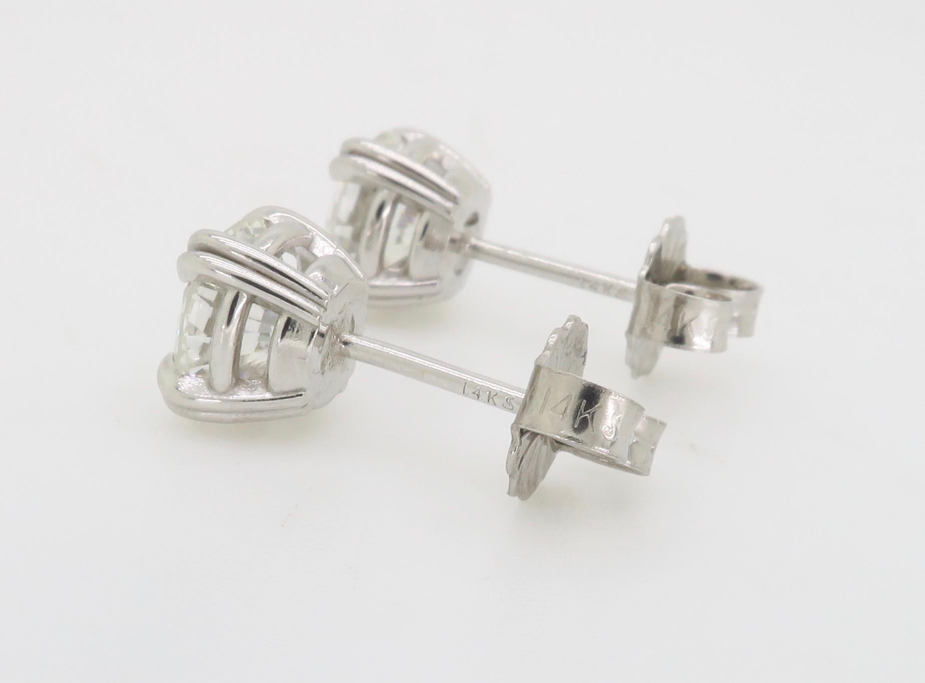 Double Prong Diamond Stud Earrings For Sale 6