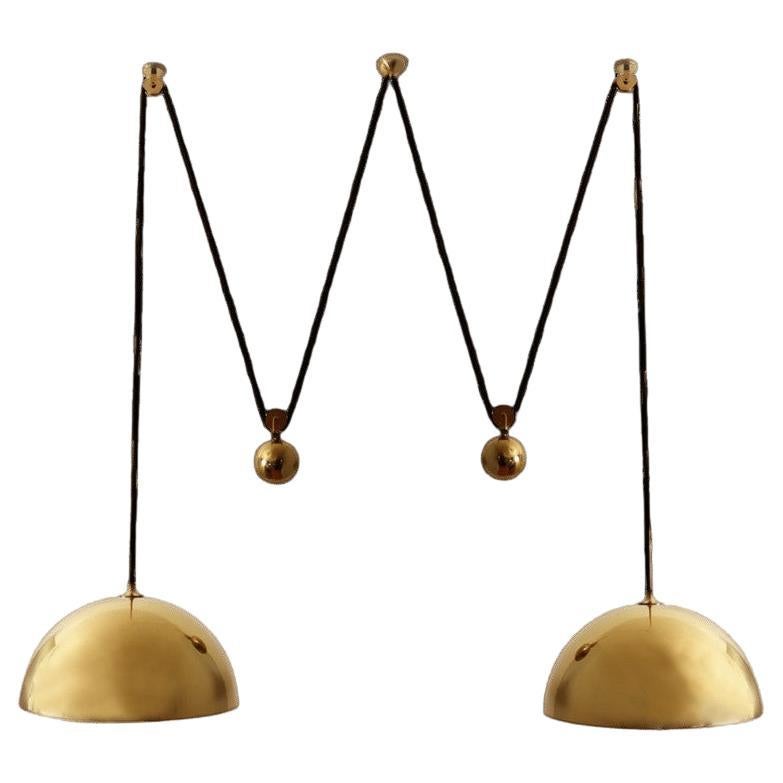 Lámpara colgante Double Pull Brass de Florian Schulz