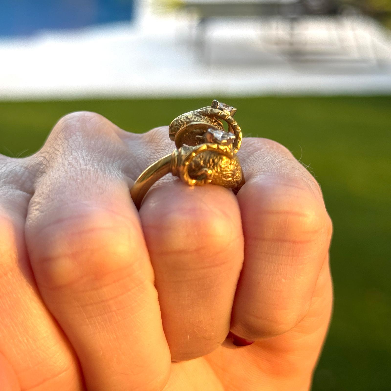 Contemporary Double Rams Head Diamond 18 Karat Yellow Gold Bypass Vintage Ring
