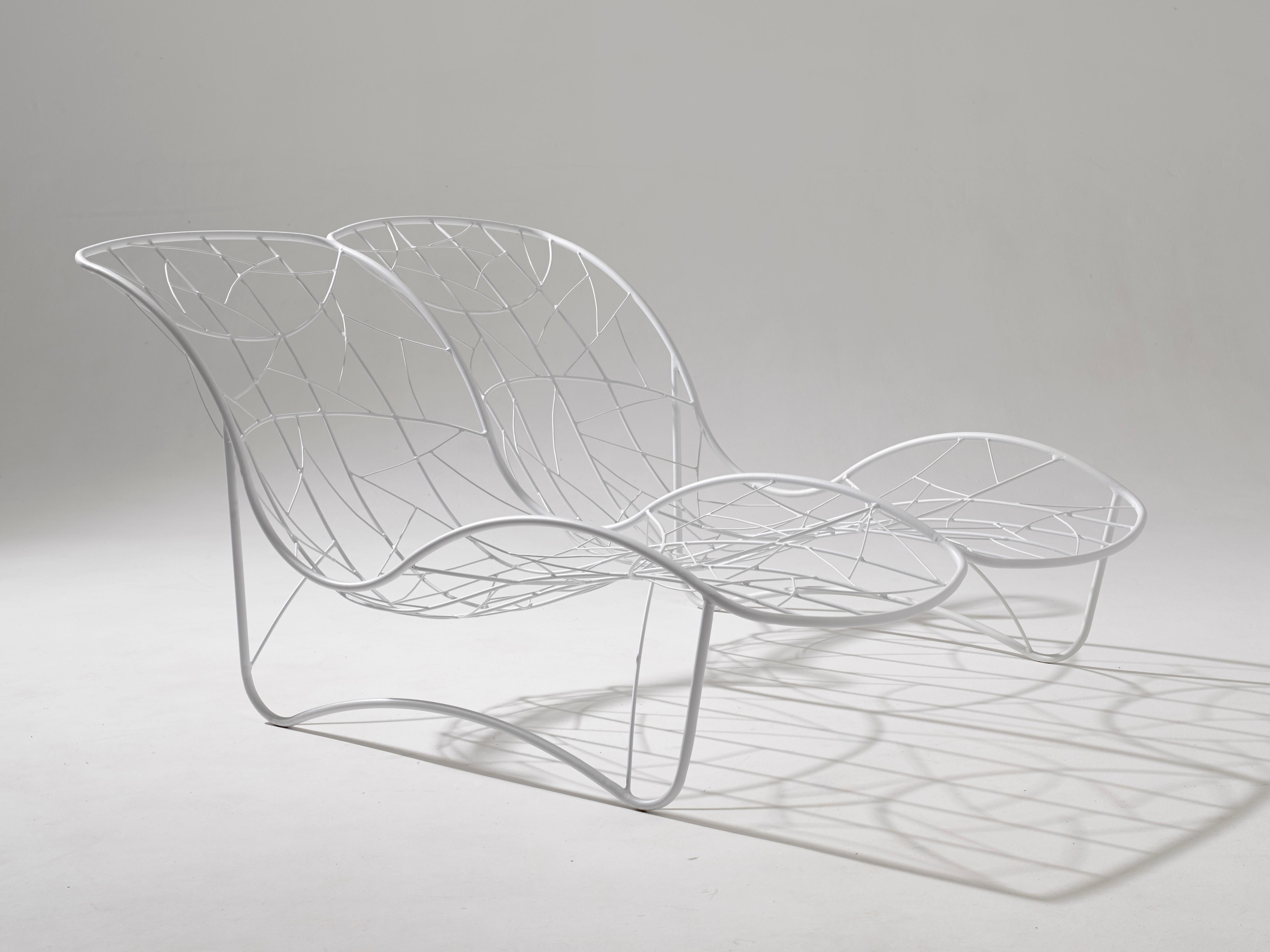 Doppel- Recliner-Swing-Stuhl mit Sockelbeinen aus Stahl, modern, 21. Jahrhundert (Organische Moderne) im Angebot