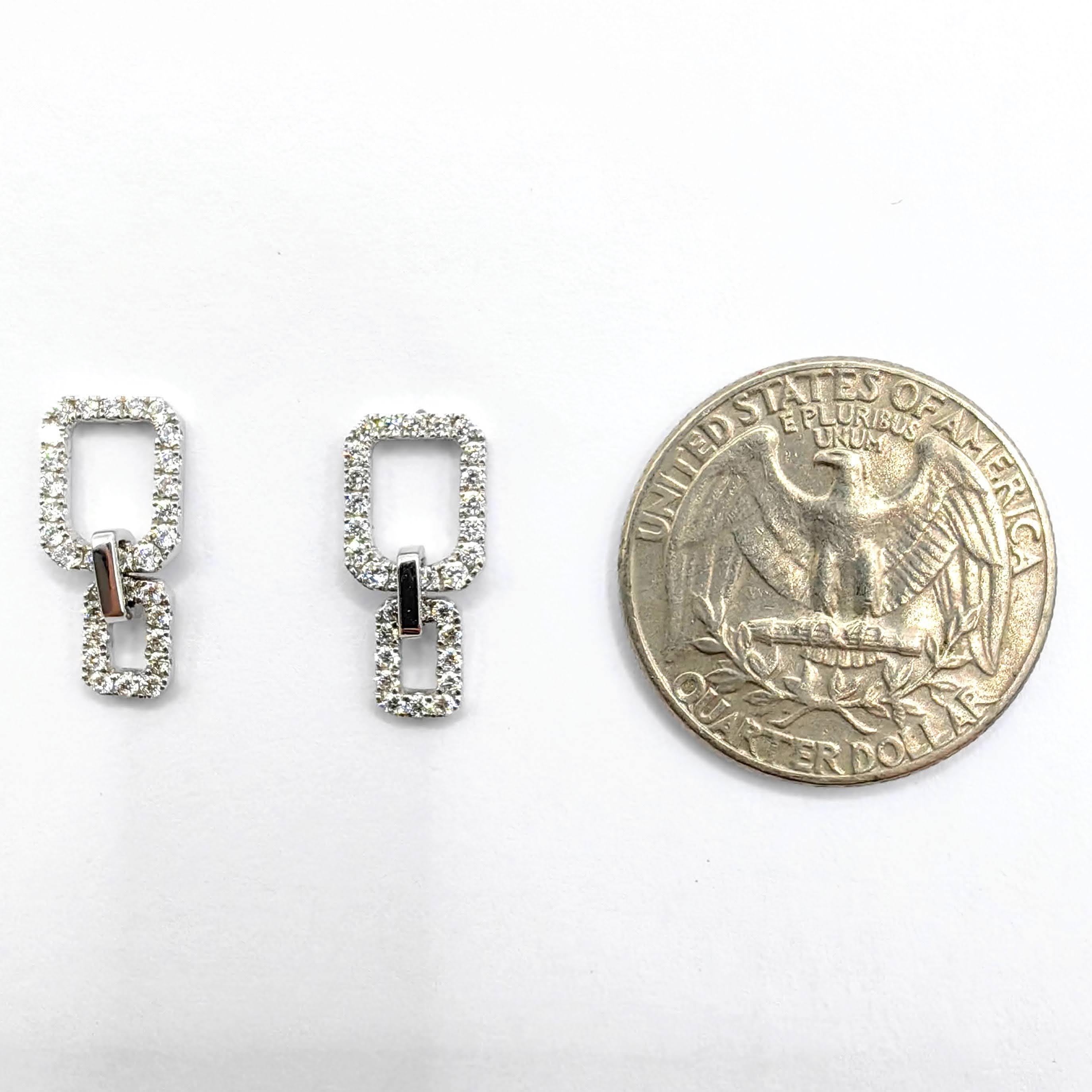 Doppeltes Rechteck A Link Rundschliff Pavé-Diamant Ohrringe in 18K Weißgold im Angebot 3