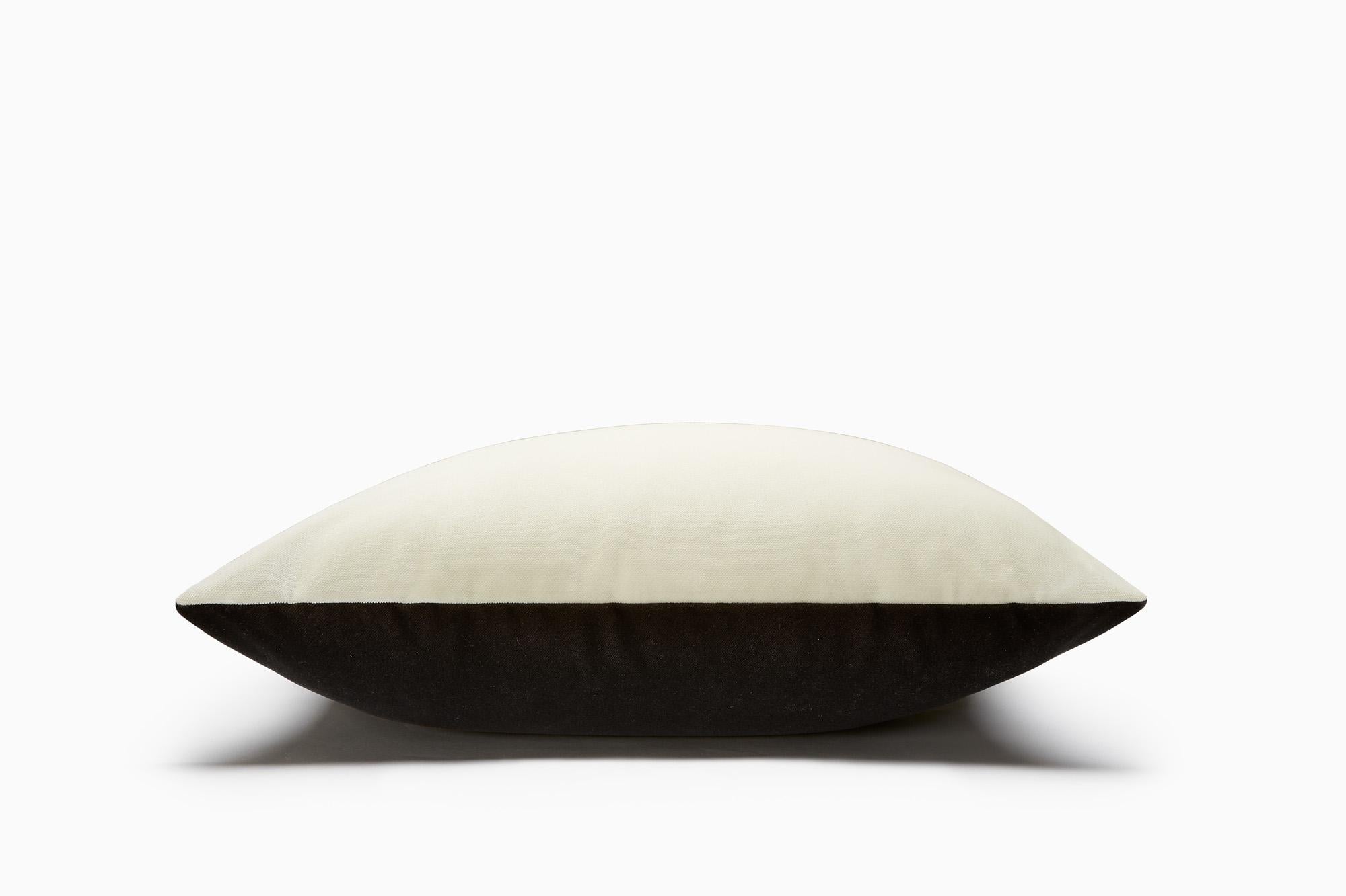 Rectángulo Doble, Terciopelo Blanco y Negro Moderno en venta
