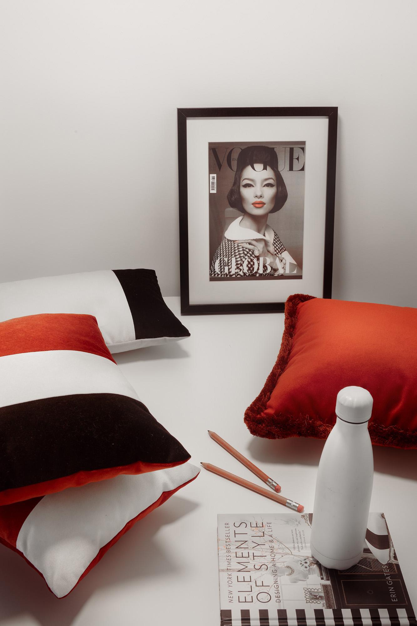 Rectángulo Doble, Terciopelo Blanco y Negro en venta 2