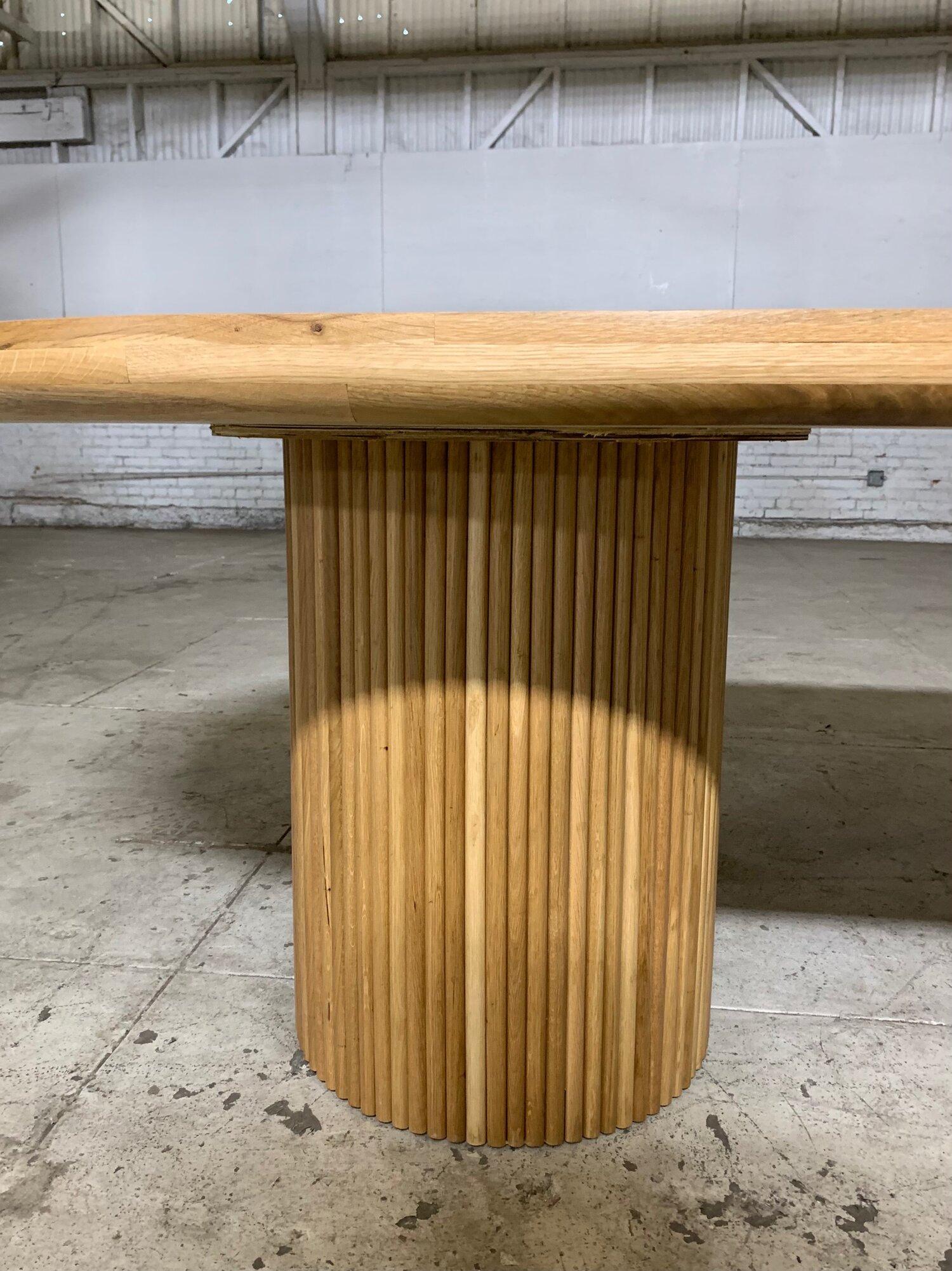 Double Reeded Pedestal Dining Table by Vintage on Point For Sale 5