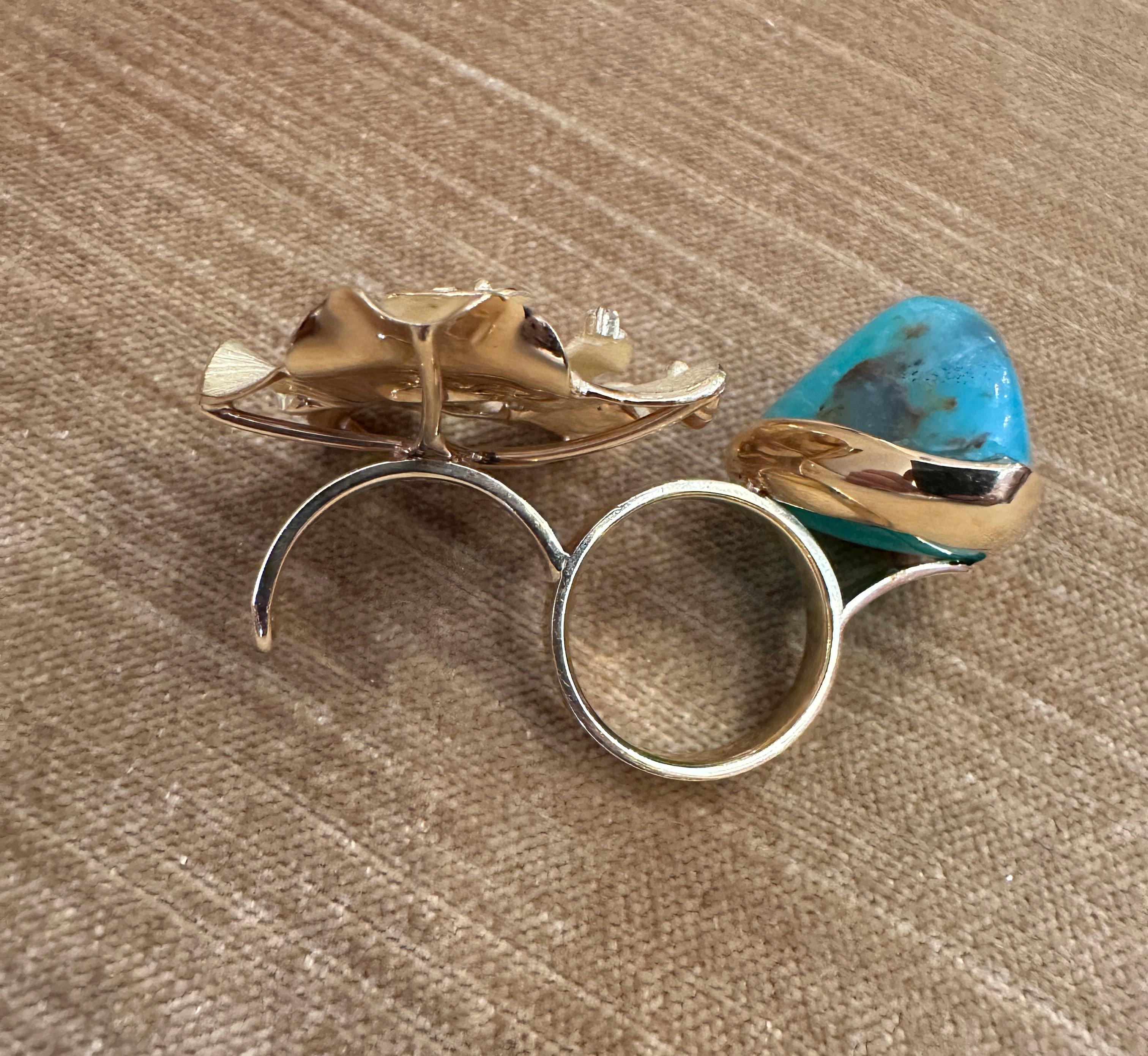 Bague double avec diamants, chrysoprase et fleur en or jaune 18k en vente 2