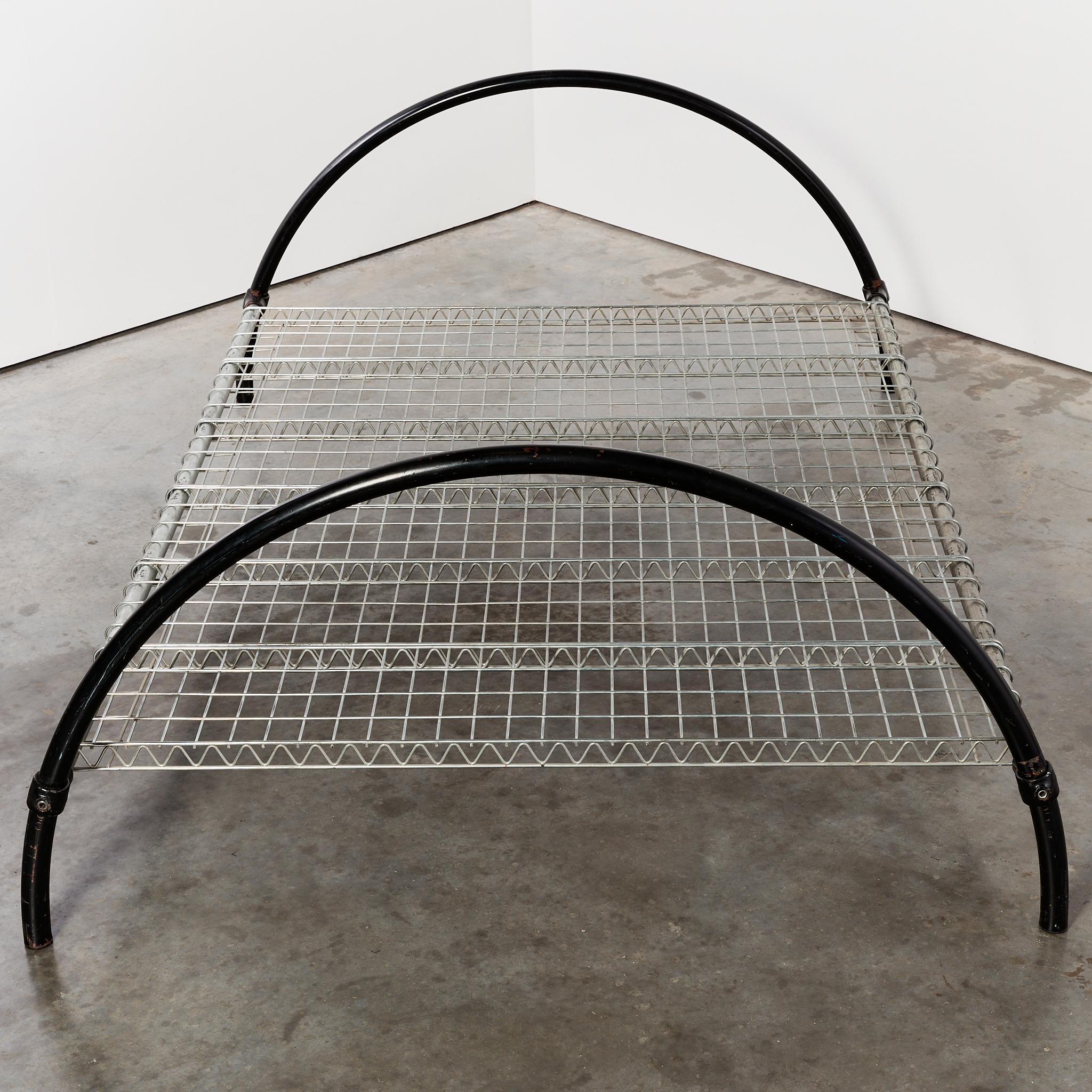 Double Round rail bed by Ron Arad for One Off⁠ For Sale 2