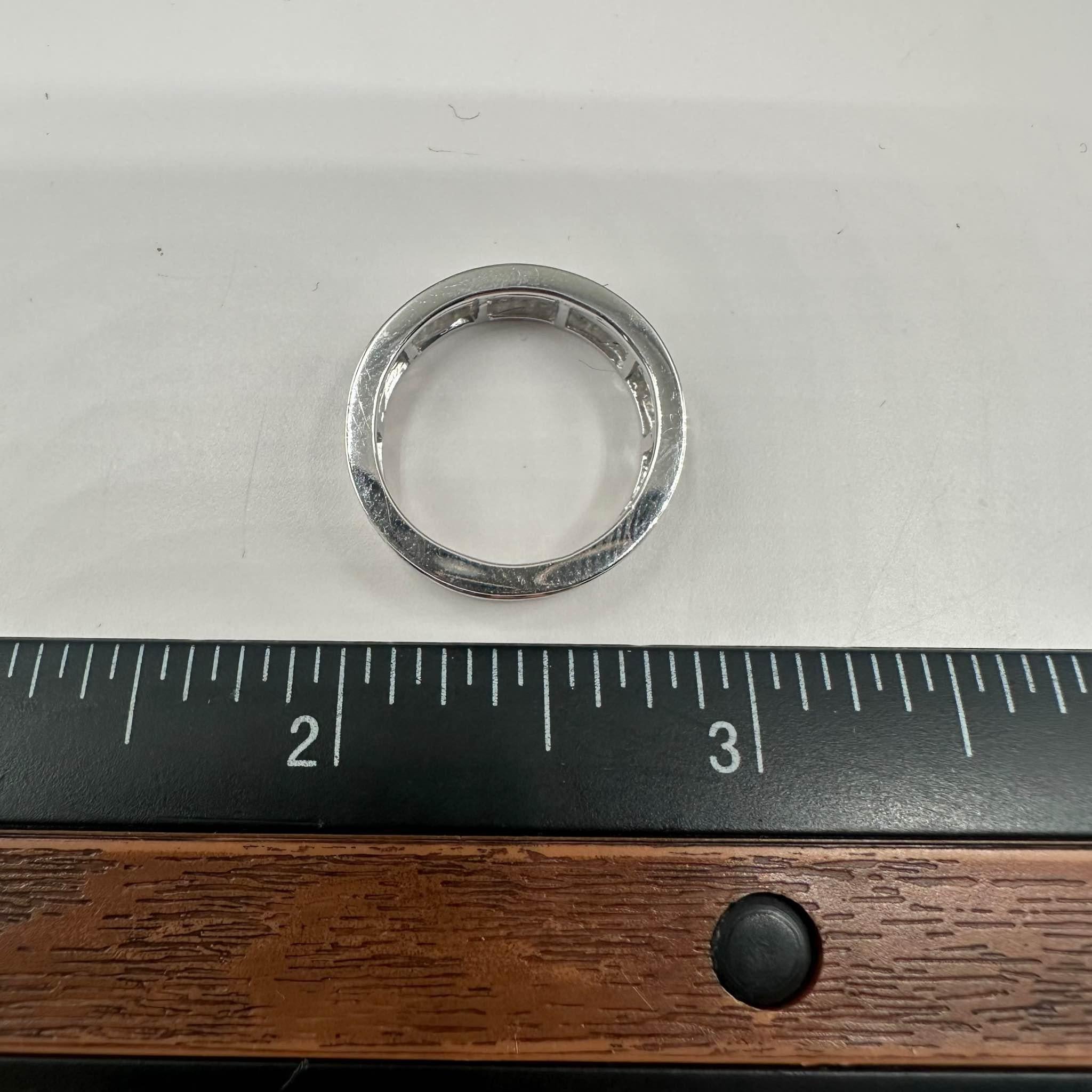 Women's Double Row Baguette Diamond Ring in 14kt White Gold - 1ctw HI SI, Size 6.75 For Sale