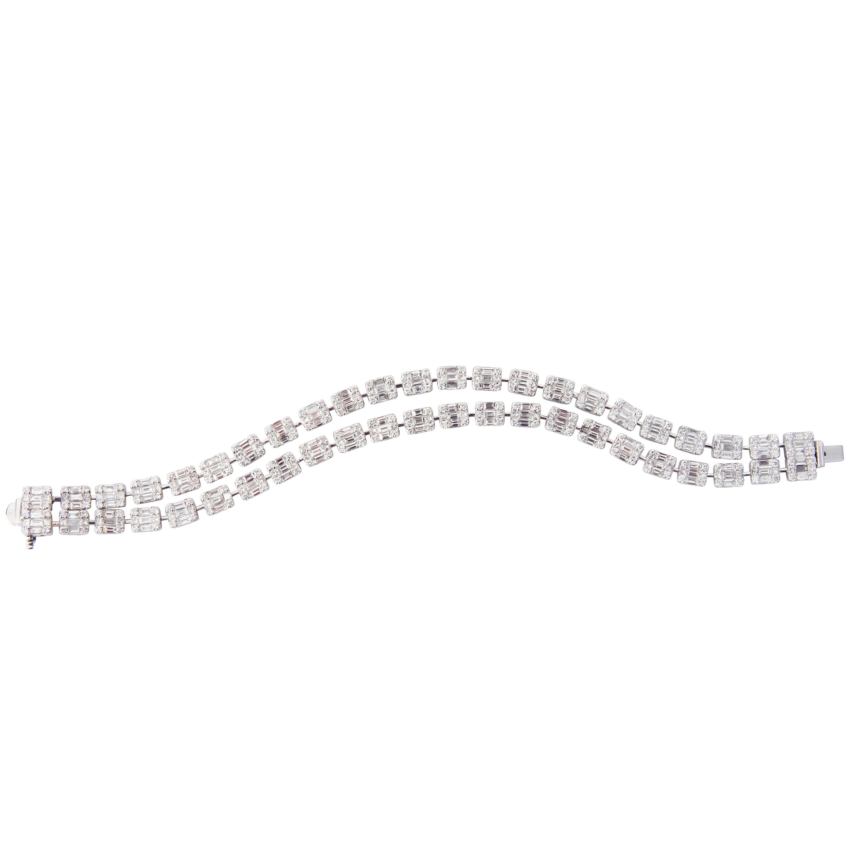 18 Karat White Gold Double Row Diamond Bracelet In New Condition For Sale In Southbank, Victoria