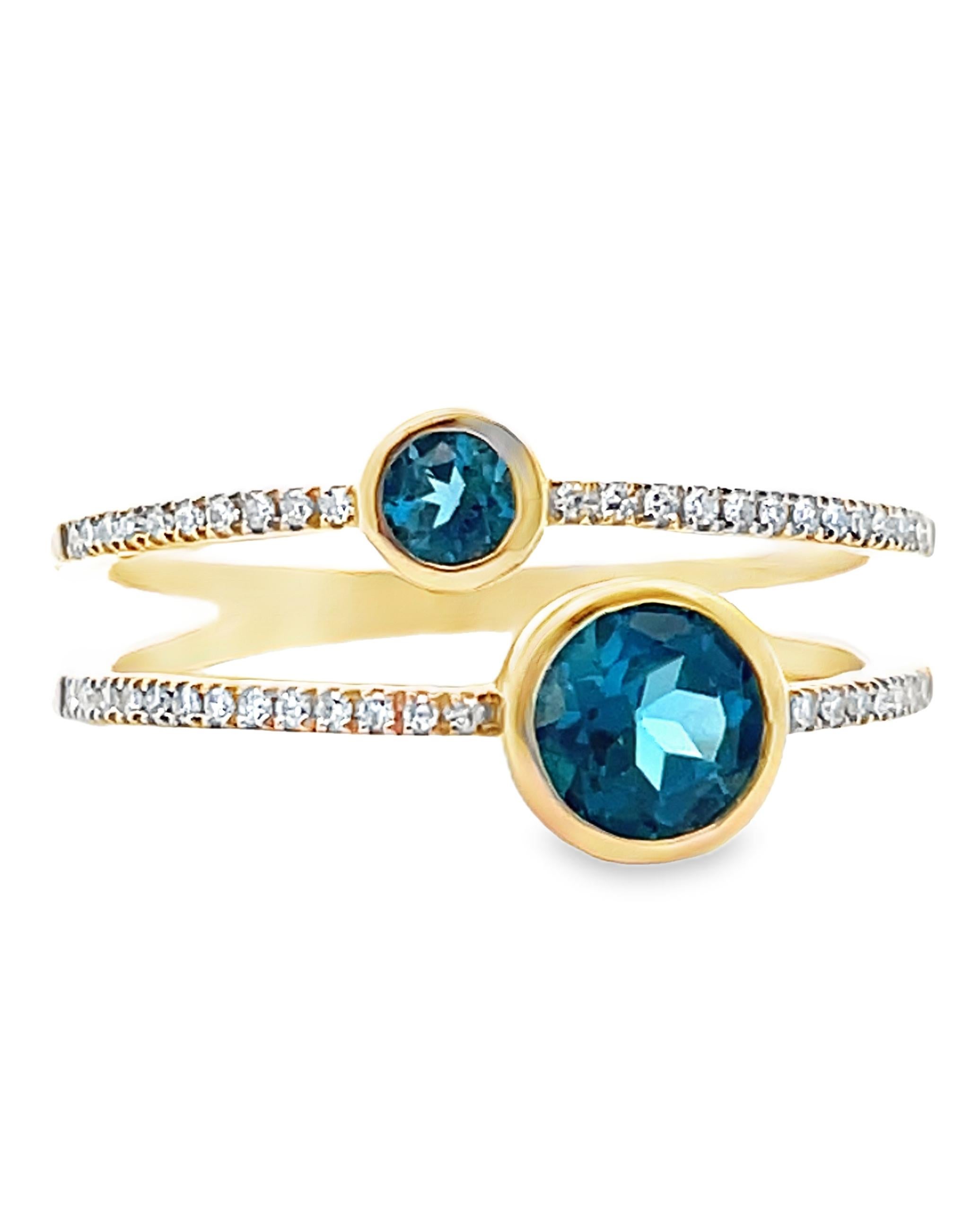 Anillo Doble Fila Londres Topacio Azul con Diamantes en Oro Amarillo de 14 K Contemporáneo en venta