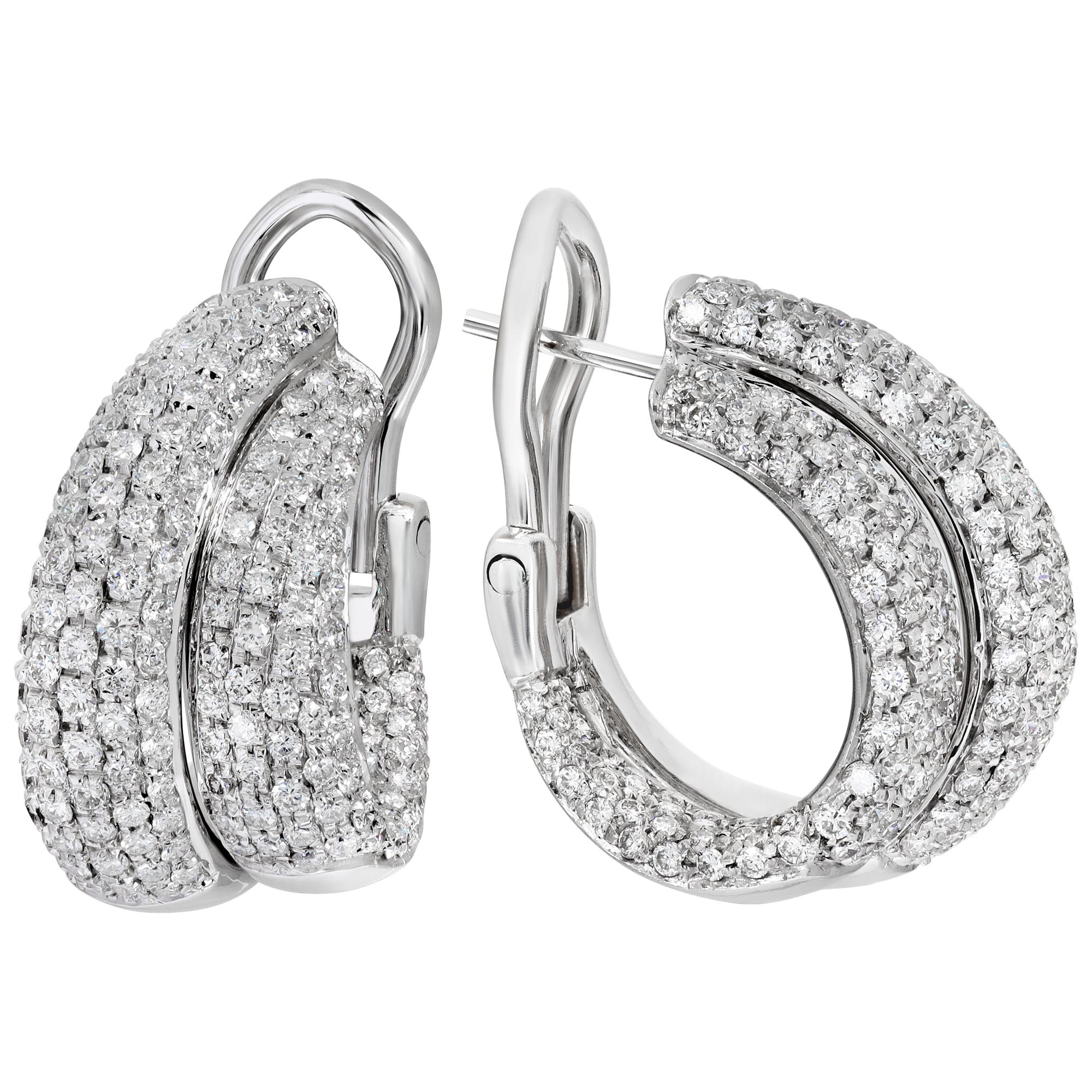Double row of diamond 18K white gold hoop earrings In Excellent Condition For Sale In Surfside, FL