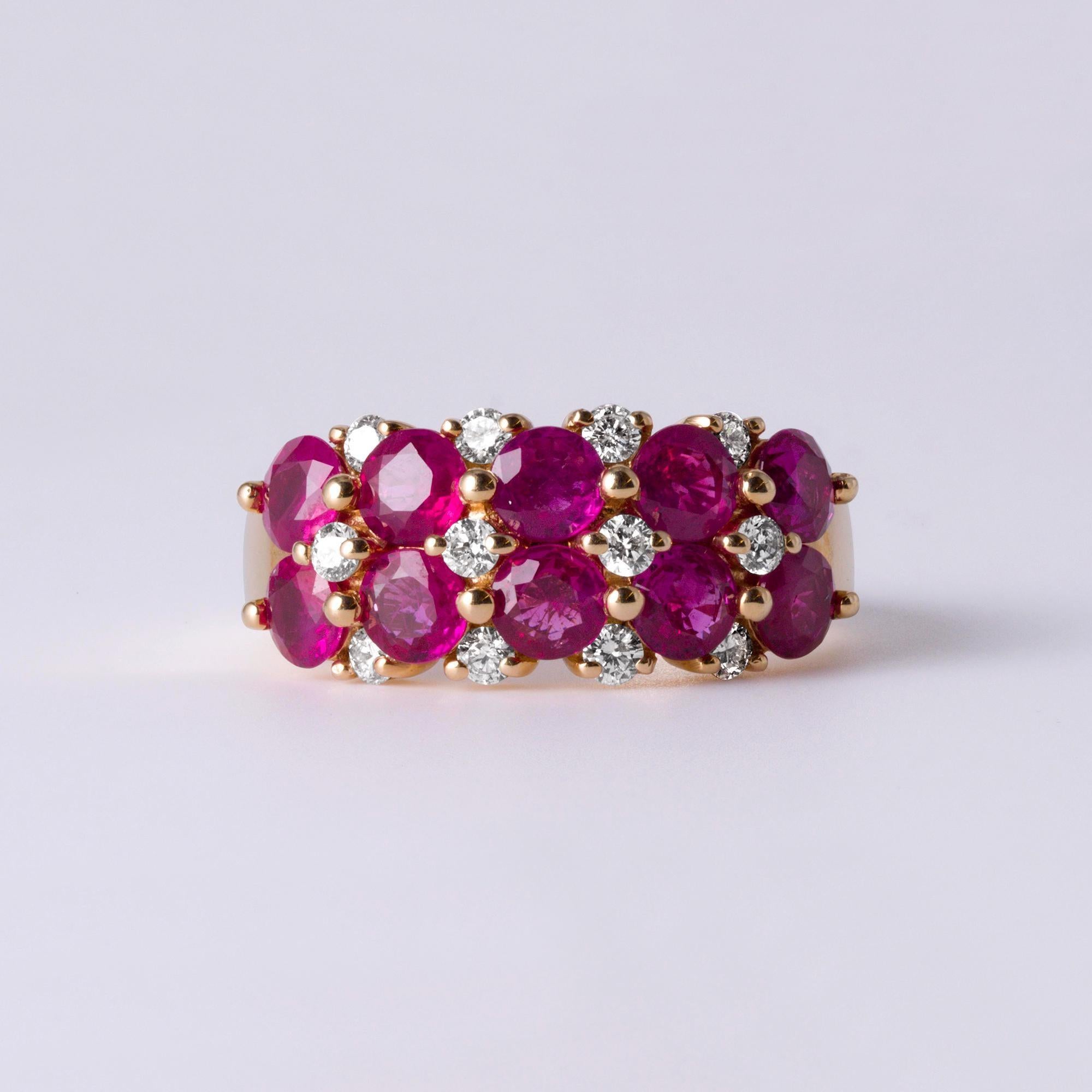 Double Row Rubin & Diamant Ring  3,50ct Rubine in 14K Gelbgold (Moderne) im Angebot