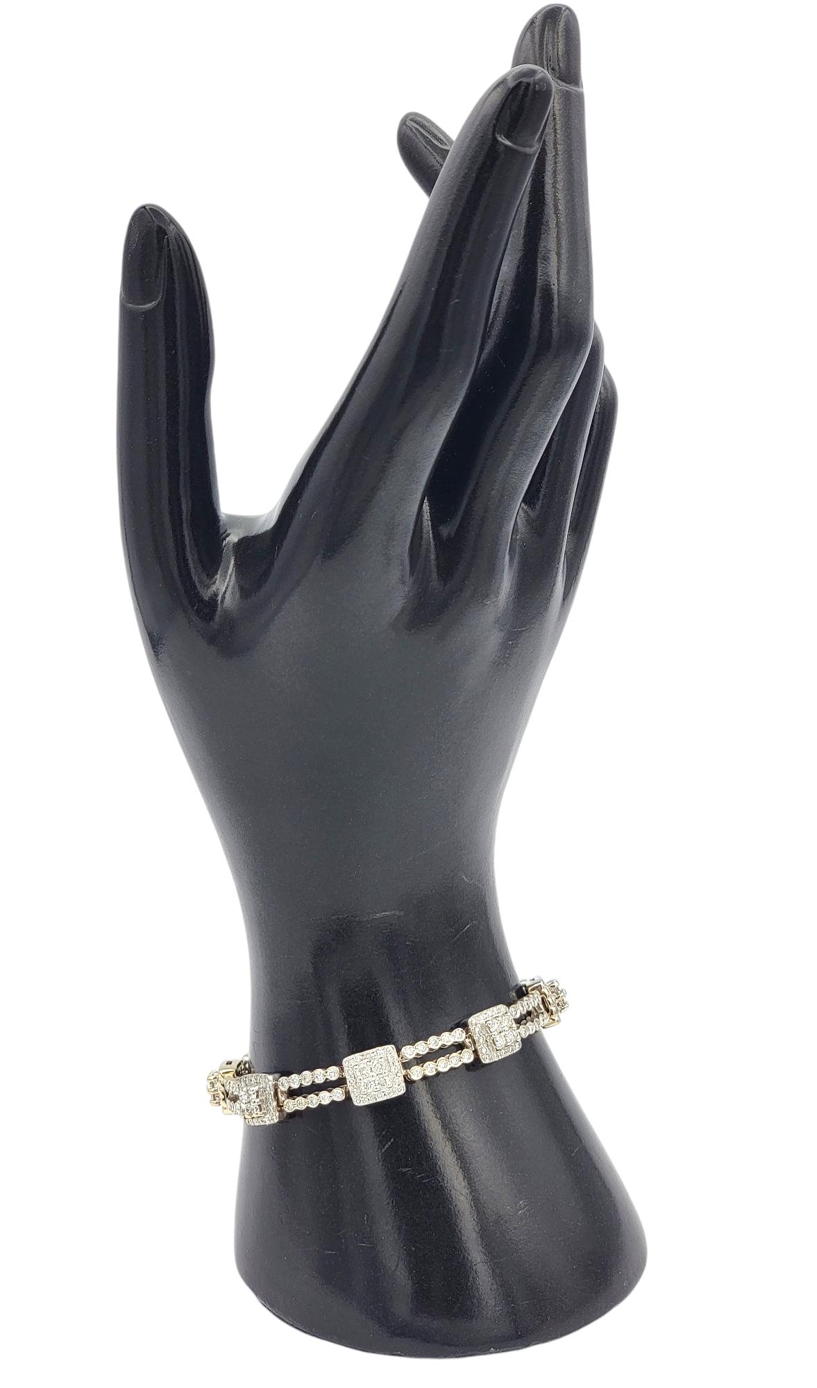 Bracciale Station con diamanti a doppio filo e aureola quadrata in oro bianco 18 kt. in vendita 4