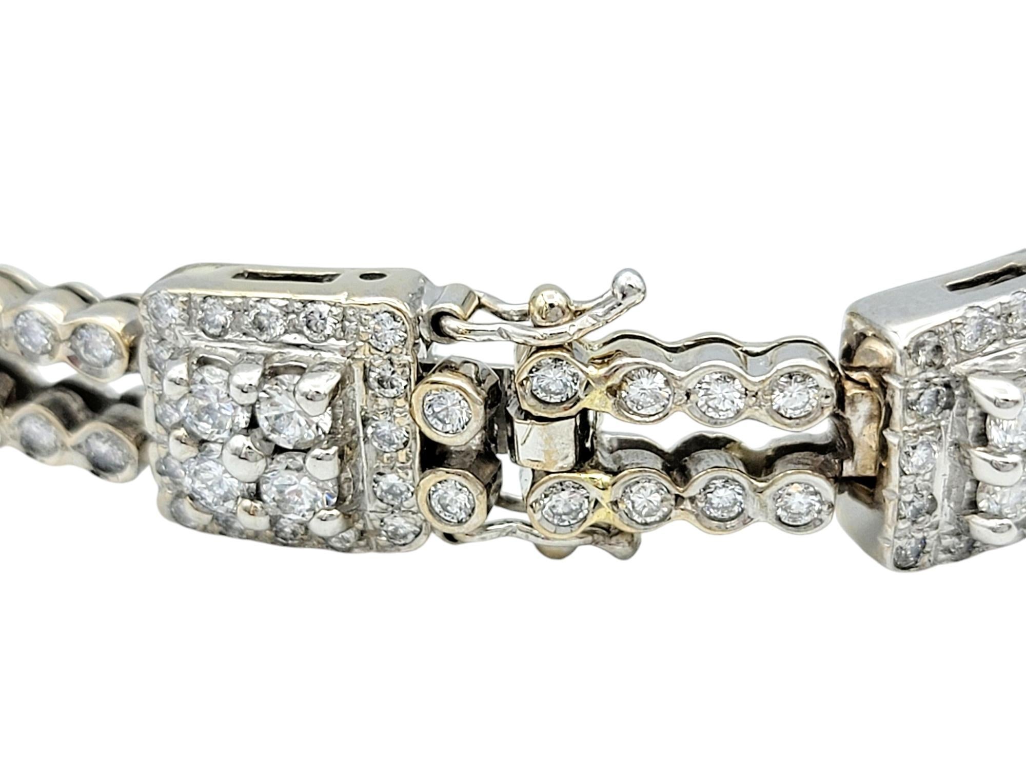 Bracciale Station con diamanti a doppio filo e aureola quadrata in oro bianco 18 kt. In condizioni buone in vendita a Scottsdale, AZ