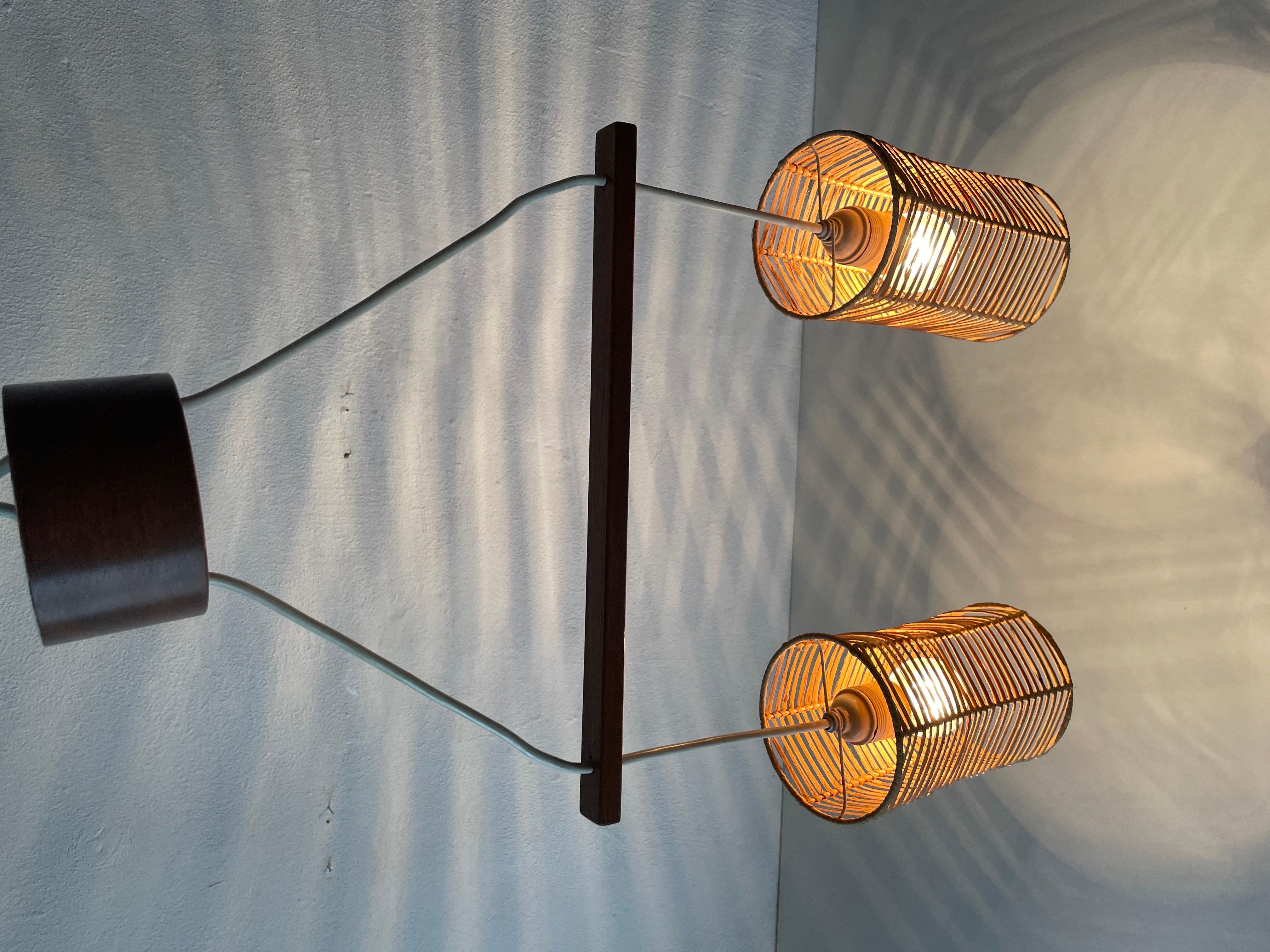 Lampe suspendue à double abat-jour en osier et bois, années 1960, Allemagne en vente 2