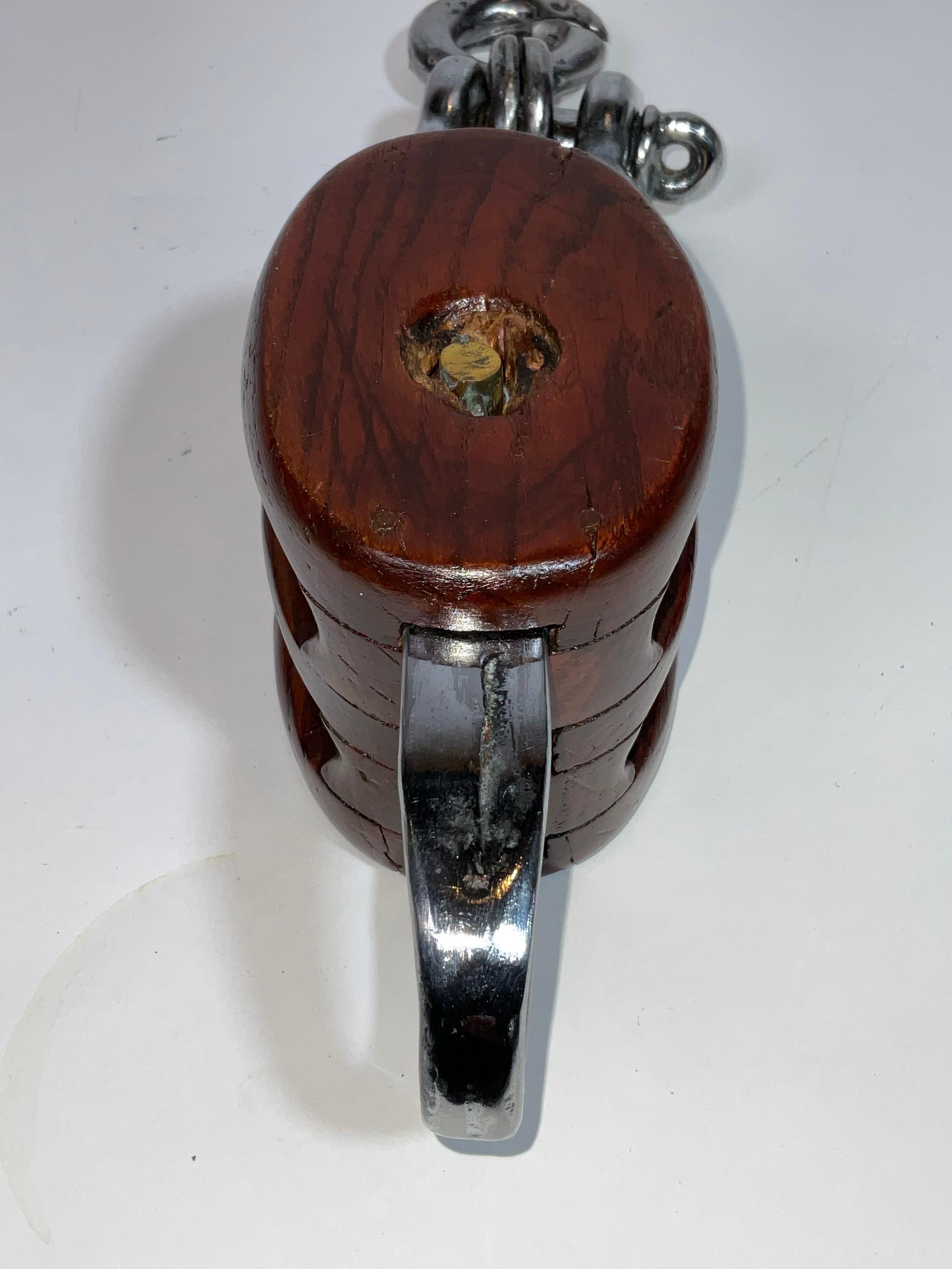 Poulie nautique à double réa en bois verni en vente 3