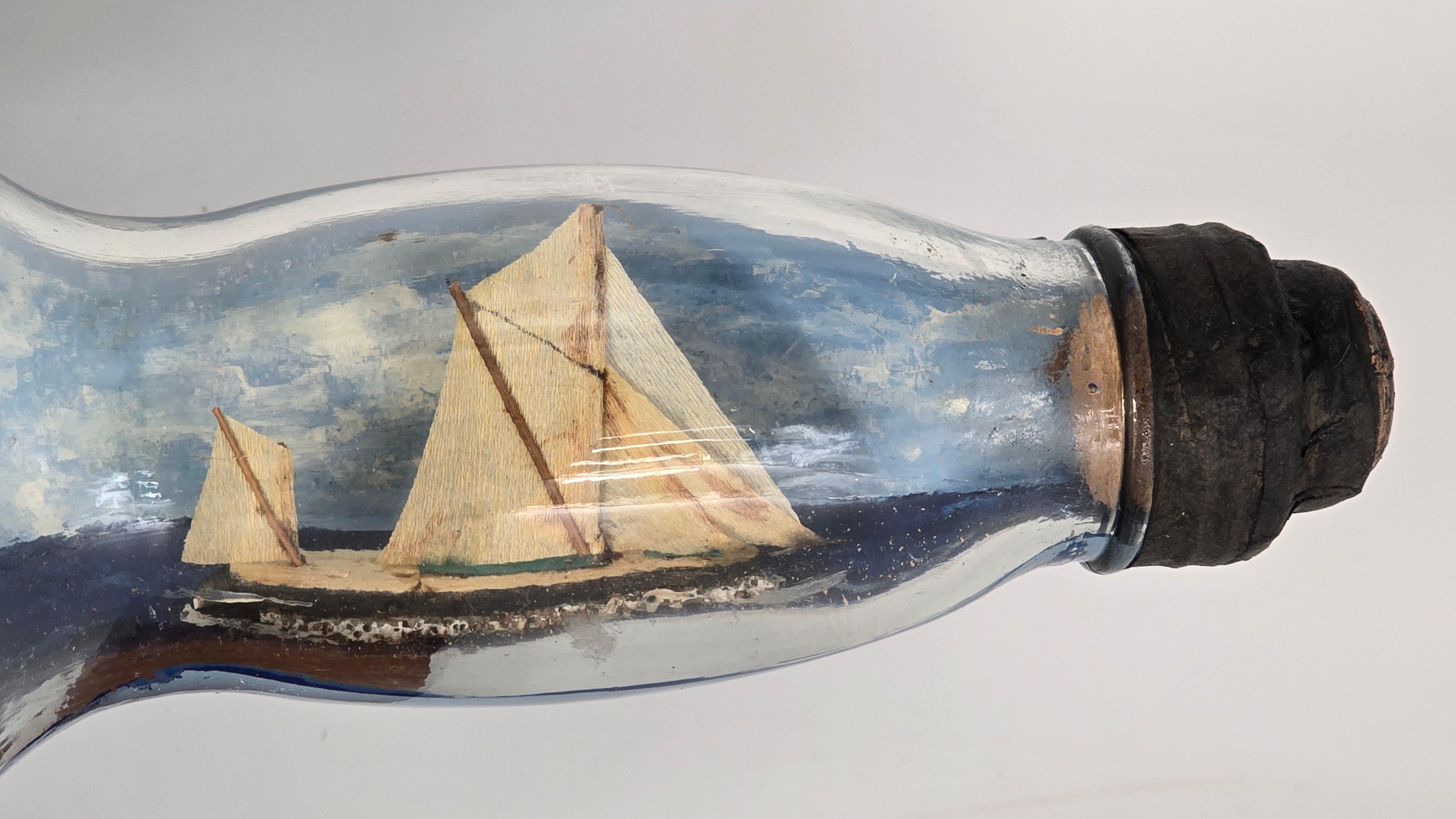 Double ship in a whiskey bottle, diorama, folk art design circa 1920 For Sale 3