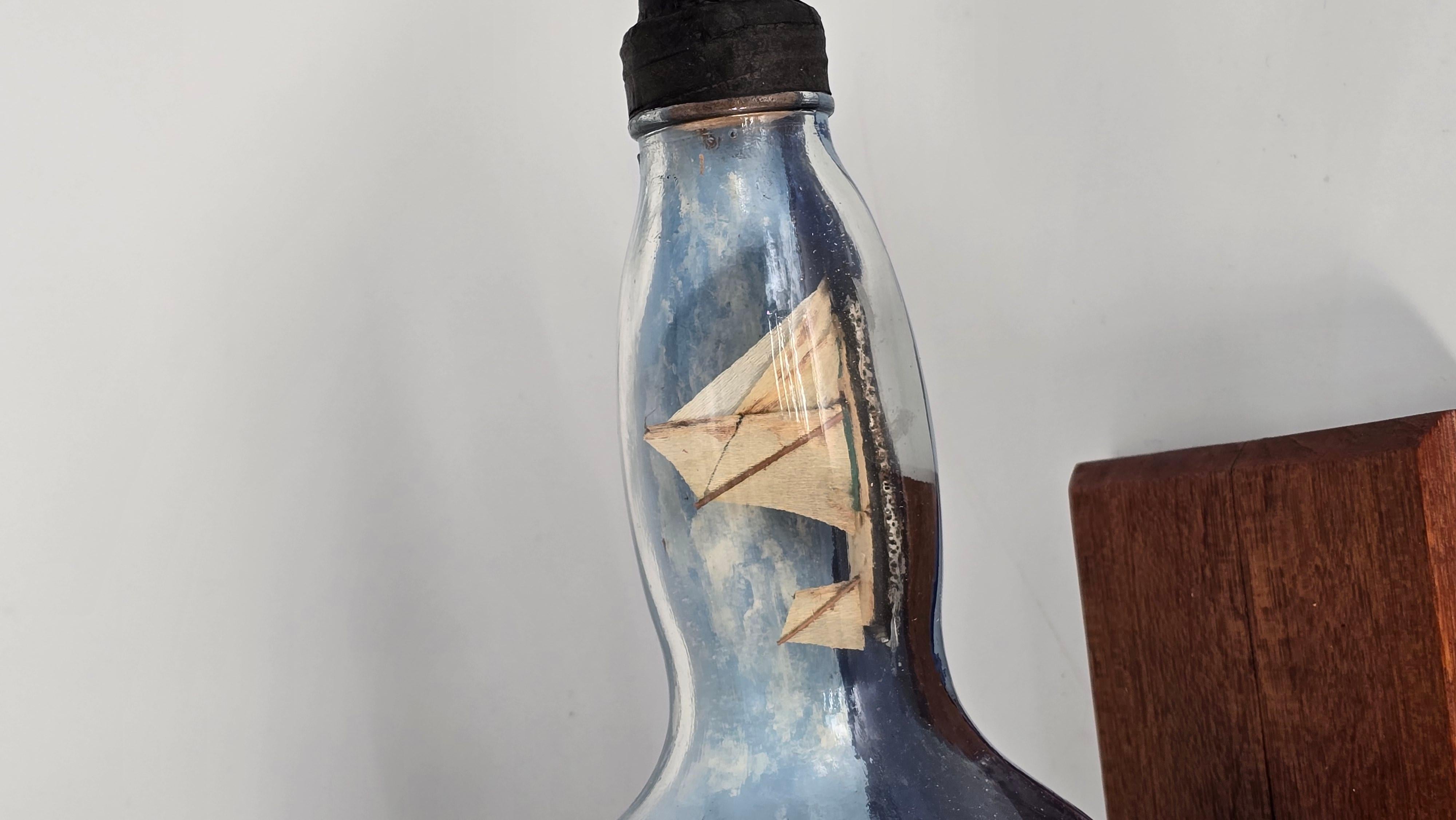 Double ship in a whiskey bottle, diorama, folk art design circa 1920 For Sale 6