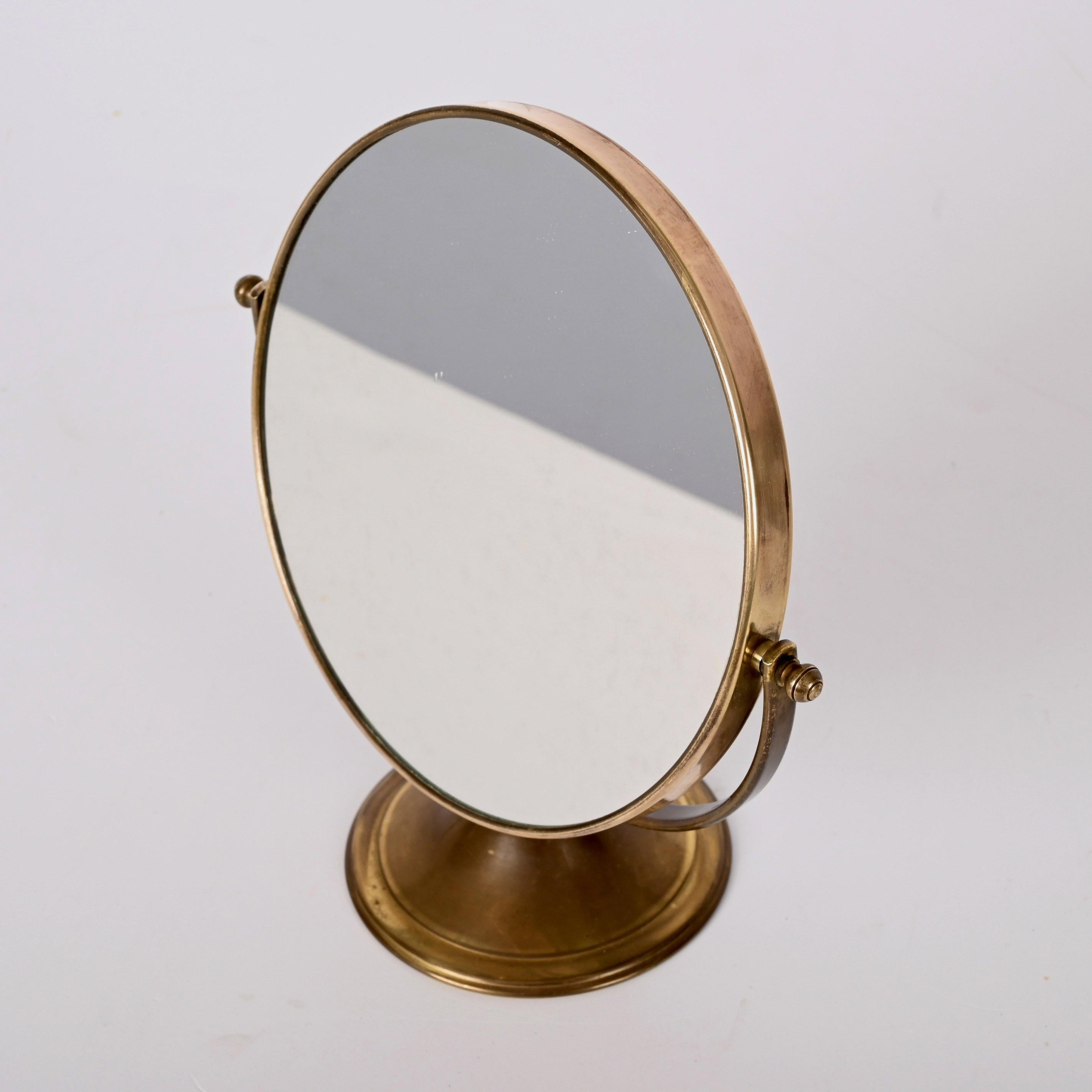 Double-Sided Adjustable and Magnified Brass Vanity Italian Table Mirror, 1970s In Good Condition In Roma, IT