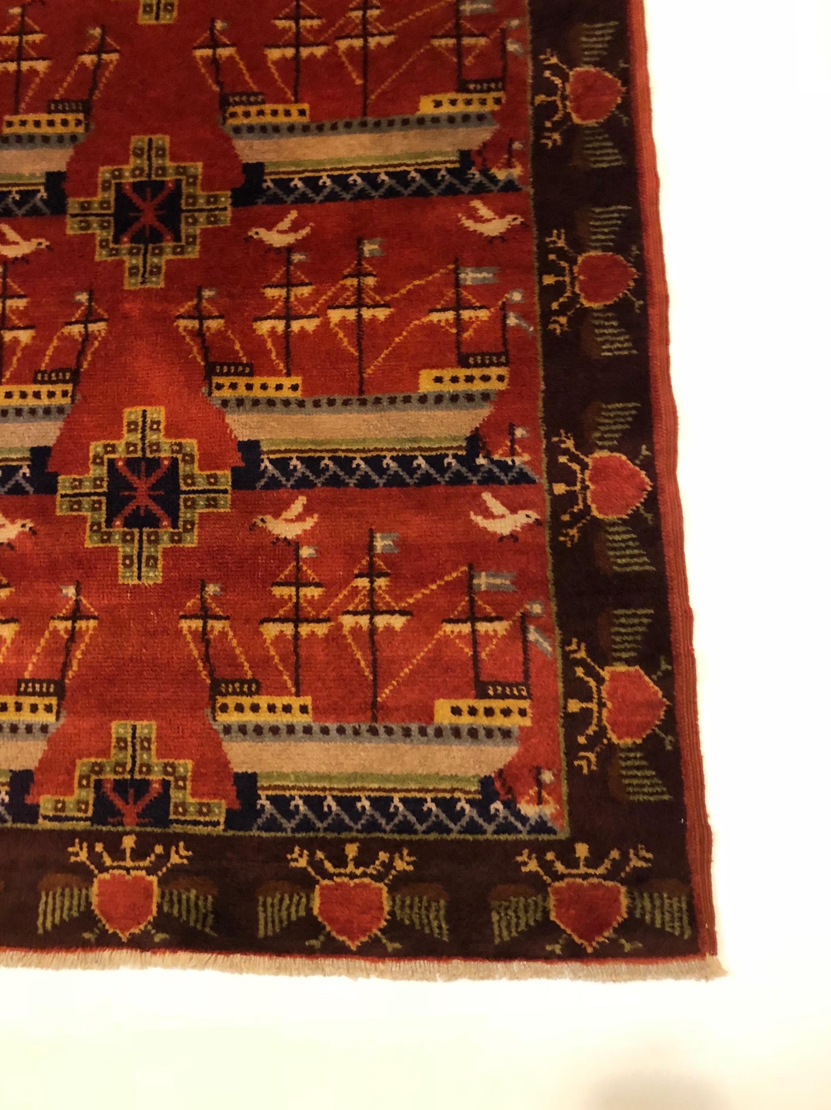 Tapis double face scandinave avec bateaux et mouettes en vente 1