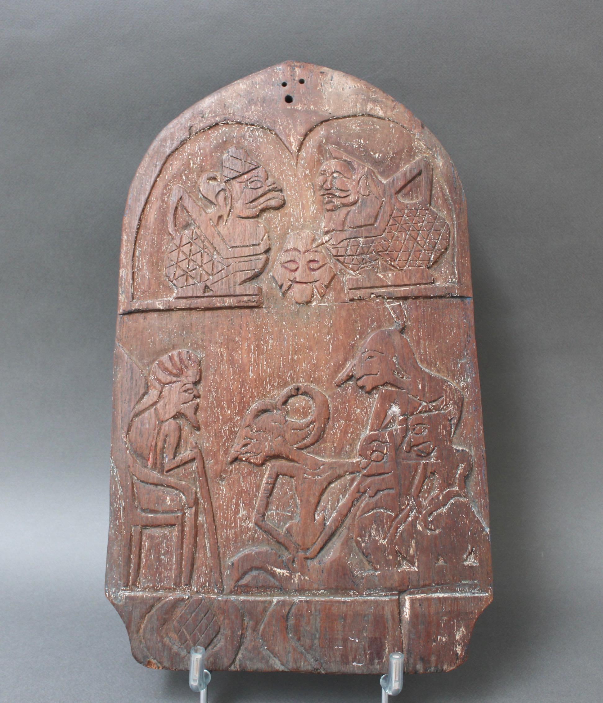 Double-Sided Carved Wooden Blawong Board from Java, circa 1920s-1950s For Sale 2